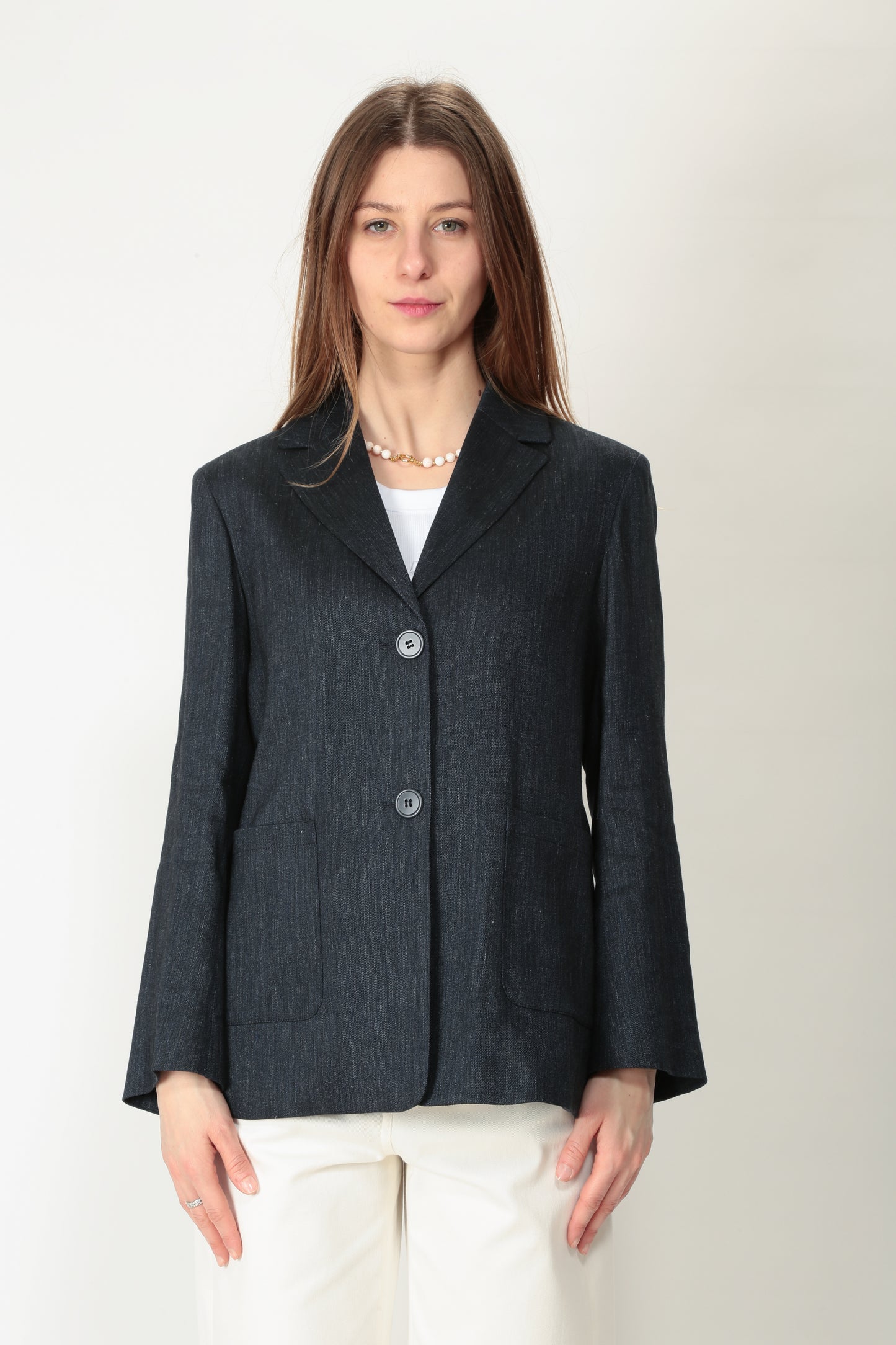 https://admin.shopify.com/store/gulieshop/products/15036214149469#:~:text=https%3A//www.gulieshop.it%20%E2%80%BA%20products%20%E2%80%BA%20s%2Dmaxmara%2Dgiacca%2Dmonopetto%2Deffetto%2Ddenim%2Dderna
