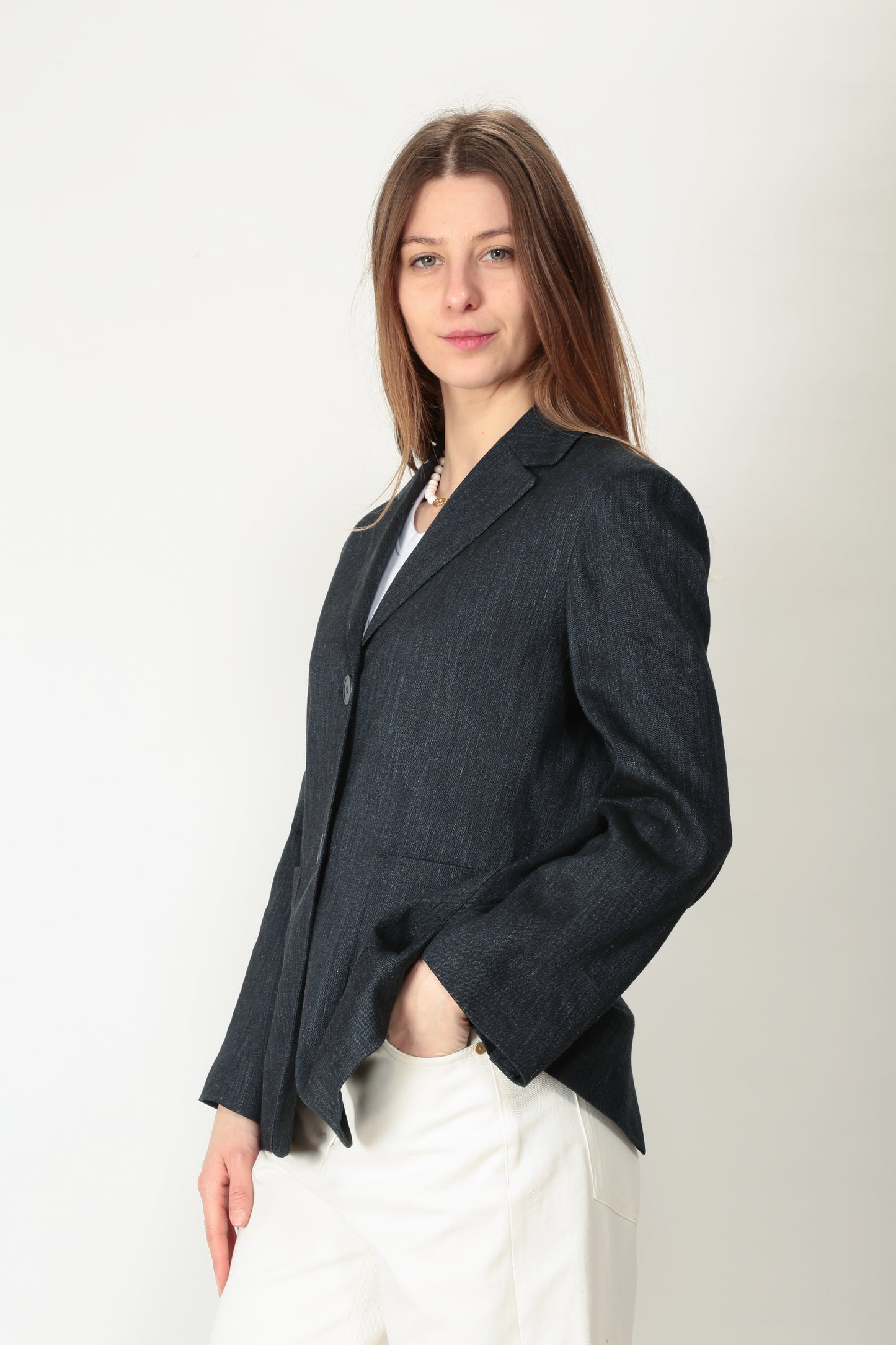 https://admin.shopify.com/store/gulieshop/products/15036214149469#:~:text=https%3A//www.gulieshop.it%20%E2%80%BA%20products%20%E2%80%BA%20s%2Dmaxmara%2Dgiacca%2Dmonopetto%2Deffetto%2Ddenim%2Dderna