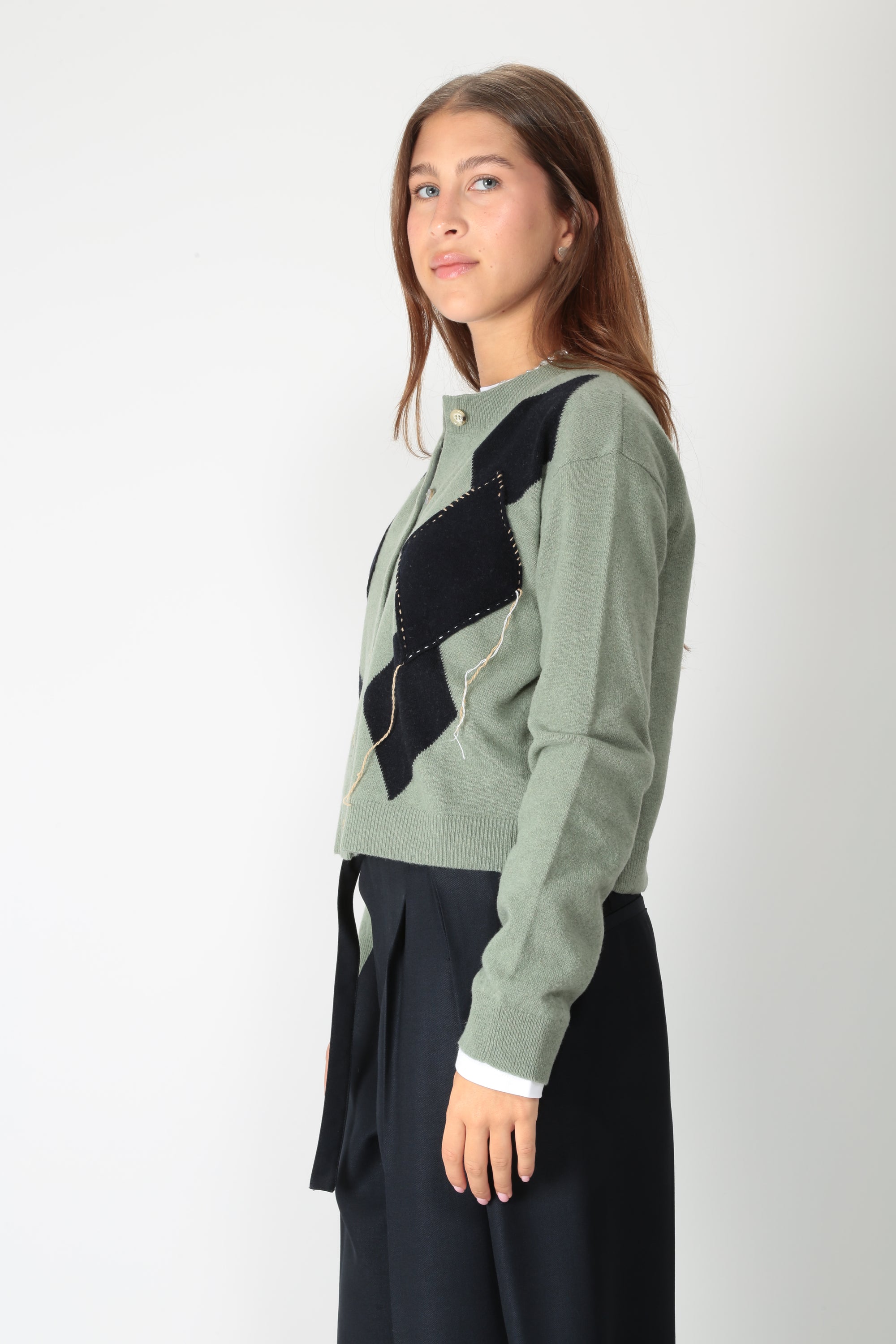 https://admin.shopify.com/store/gulieshop/products/16448339312989#:~:text=https%3A//www.gulieshop.it%20%E2%80%BA%20products%20%E2%80%BA%20jei%2Do%2Dlaboratorio%2Dcardigan%2Dmisto%2Dlana%2D4715