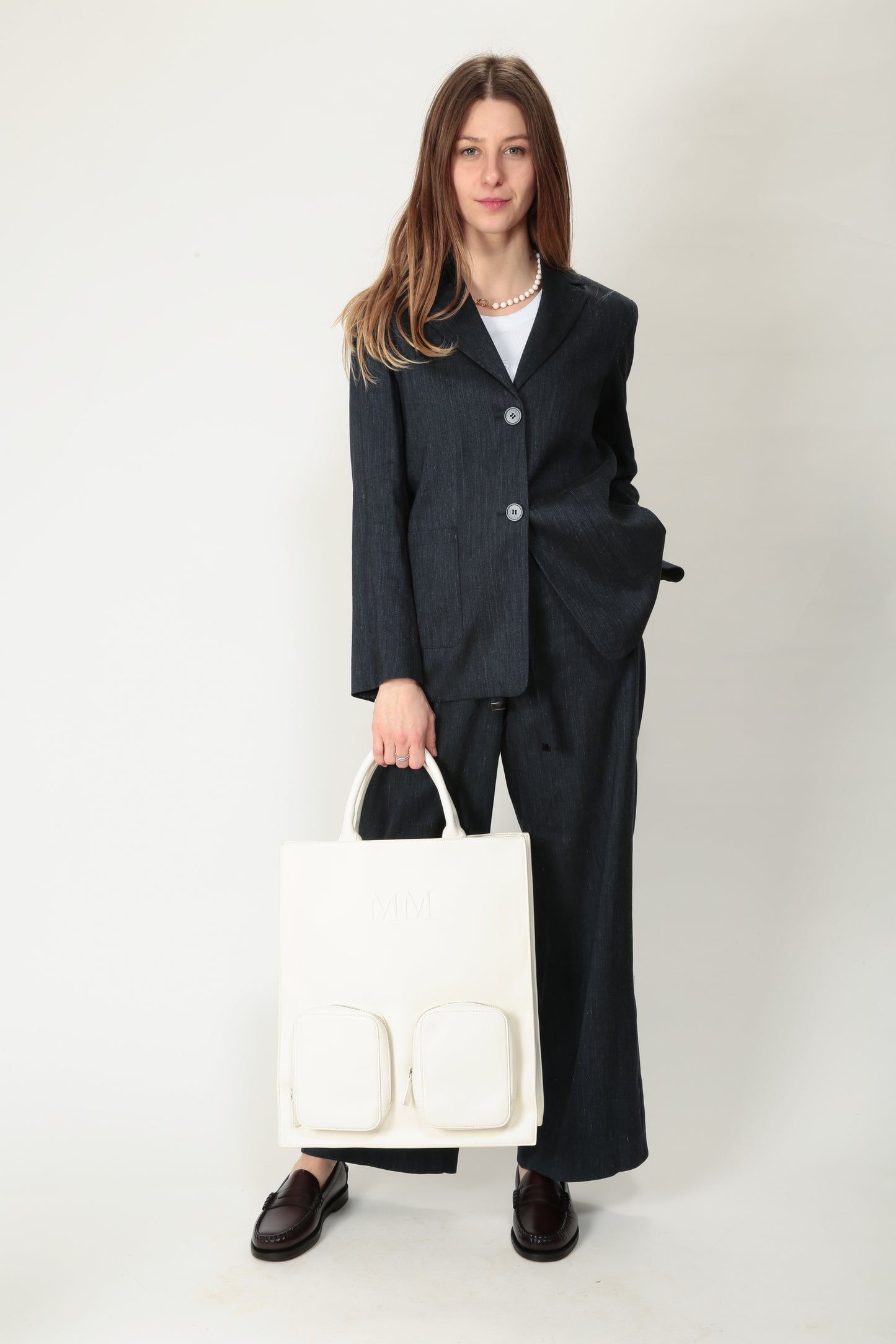 https://admin.shopify.com/store/gulieshop/products/15036214149469#:~:text=https%3A//www.gulieshop.it%20%E2%80%BA%20products%20%E2%80%BA%20s%2Dmaxmara%2Dgiacca%2Dmonopetto%2Deffetto%2Ddenim%2Dderna