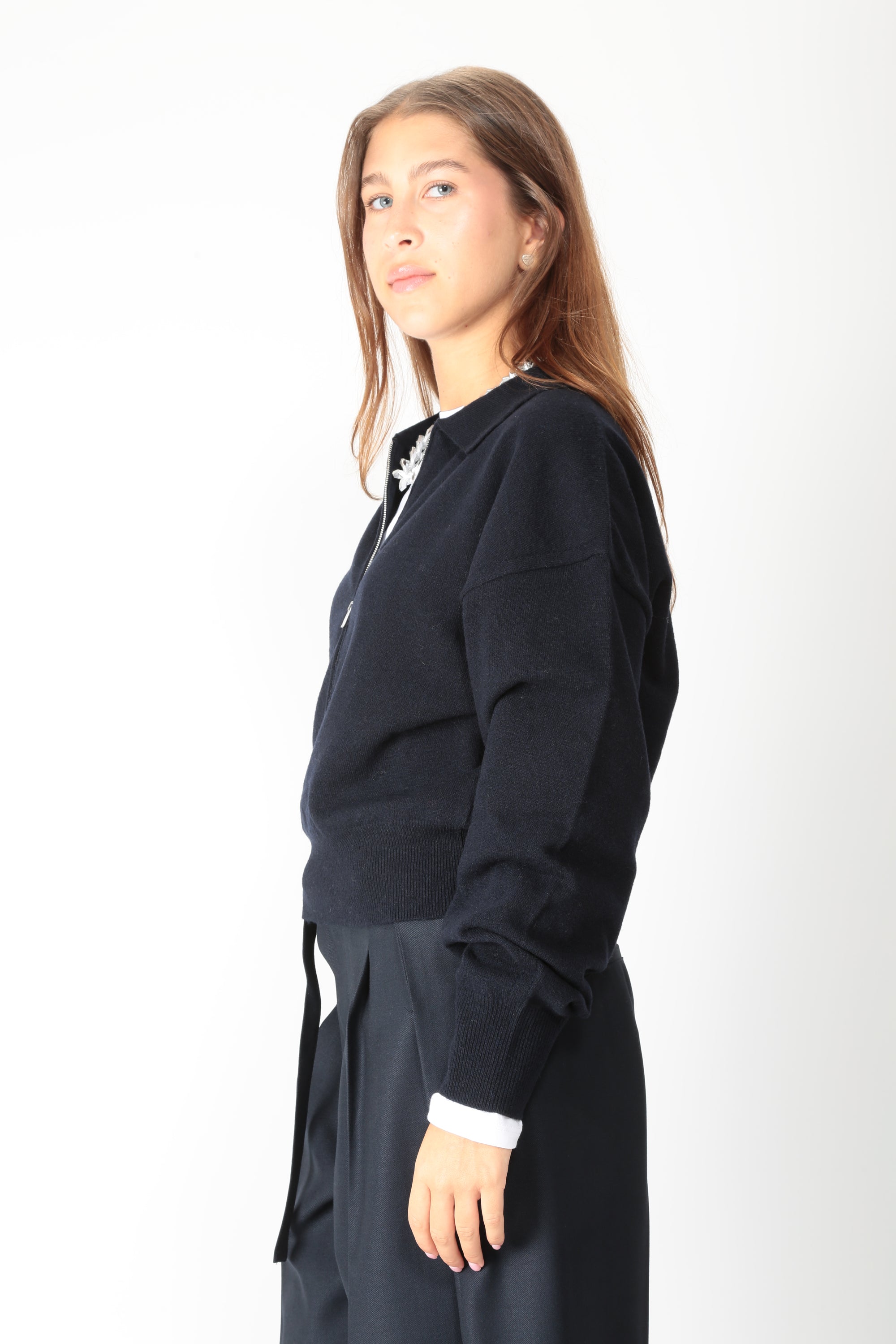 https://admin.shopify.com/store/gulieshop/products/16448339738973#:~:text=https%3A//www.gulieshop.it%20%E2%80%BA%20products%20%E2%80%BA%20jei%2Do%2Dlaboratorio%2Dmaglia%2Da%2Dpolo%2D4711
