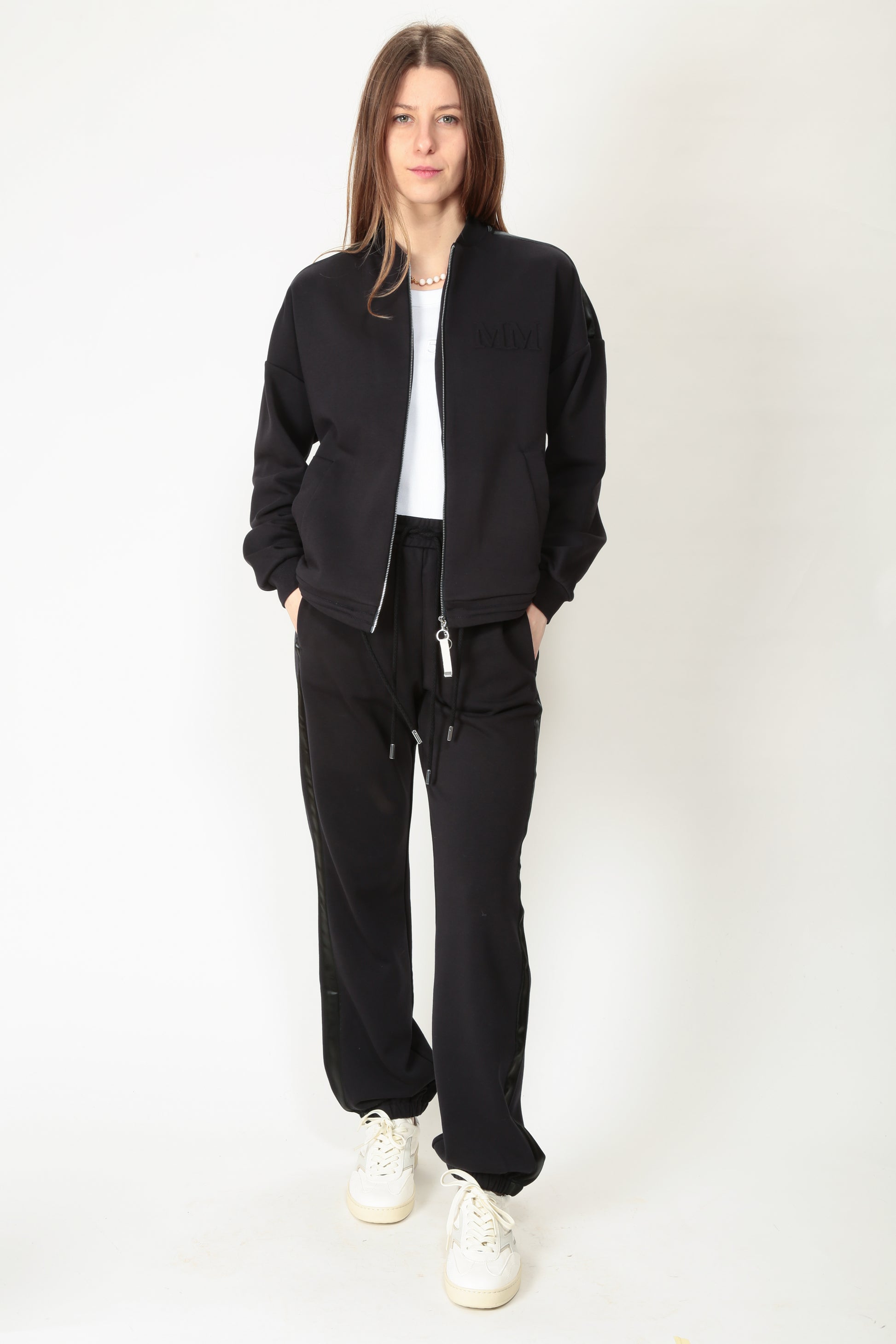 https://admin.shopify.com/store/gulieshop/products/15036208349533#:~:text=https%3A//www.gulieshop.it%20%E2%80%BA%20products%20%E2%80%BA%20maxmara%2Dmm%2Dfelpa%2Dcon%2Dzip%2Ddodo