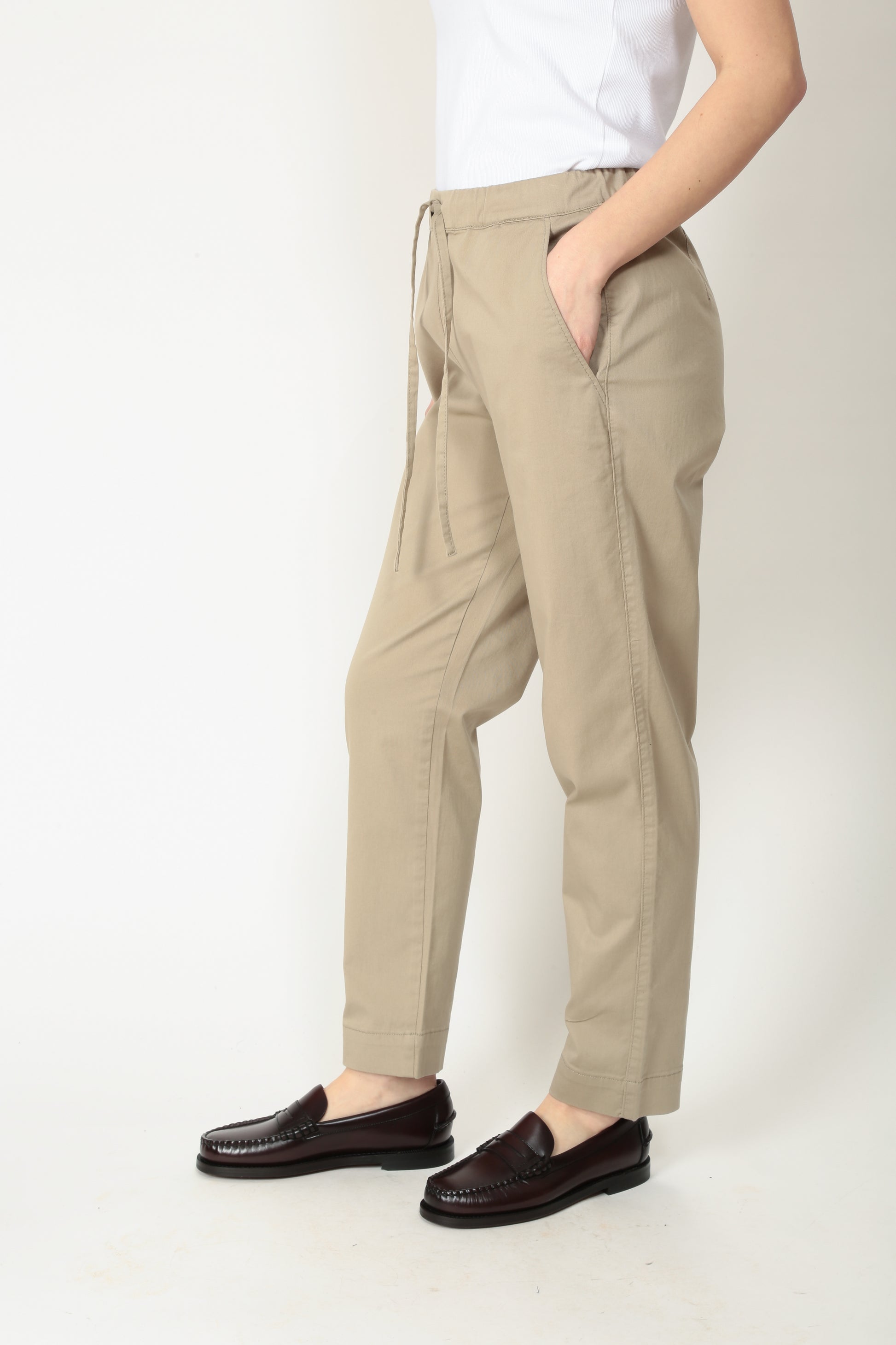 https://admin.shopify.com/store/gulieshop/products/15036208185693#:~:text=https%3A//www.gulieshop.it%20%E2%80%BA%20products%20%E2%80%BA%20maxmara%2Dmm%2Dpantalone%2Djogger%2Din%2Dcotone%2Dmara