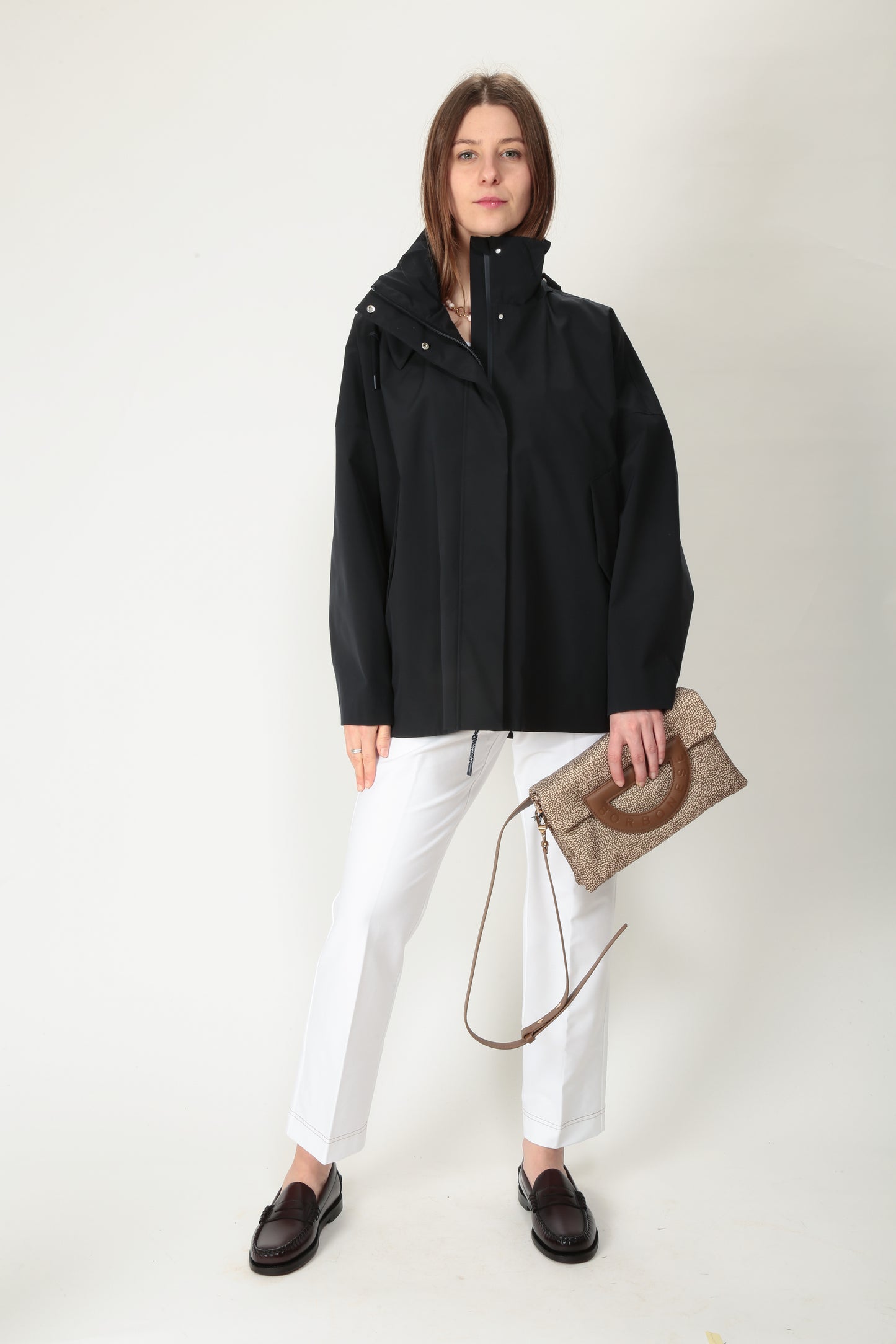 https://admin.shopify.com/store/gulieshop/products/15239507968349#:~:text=https%3A//www.gulieshop.it%20%E2%80%BA%20products%20%E2%80%BA%20maxmara%2Dmm%2Dgiacca%2Din%2Dtela%2Dtecnica%2Dpreston%2D1