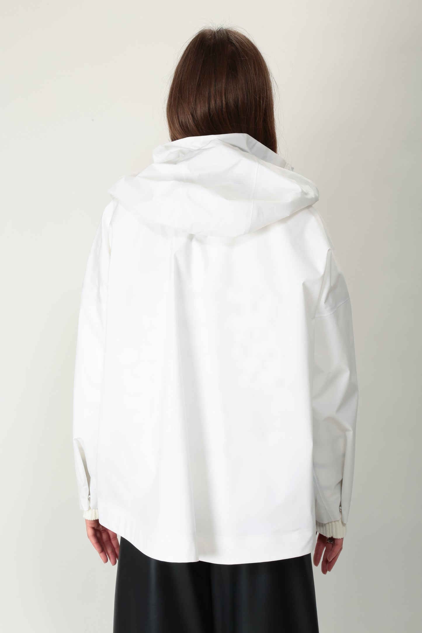 https://admin.shopify.com/store/gulieshop/products/15239507935581#:~:text=https%3A//www.gulieshop.it%20%E2%80%BA%20products%20%E2%80%BA%20maxmara%2Dmm%2Dgiacca%2Din%2Dtela%2Dtecnica%2Dpreston