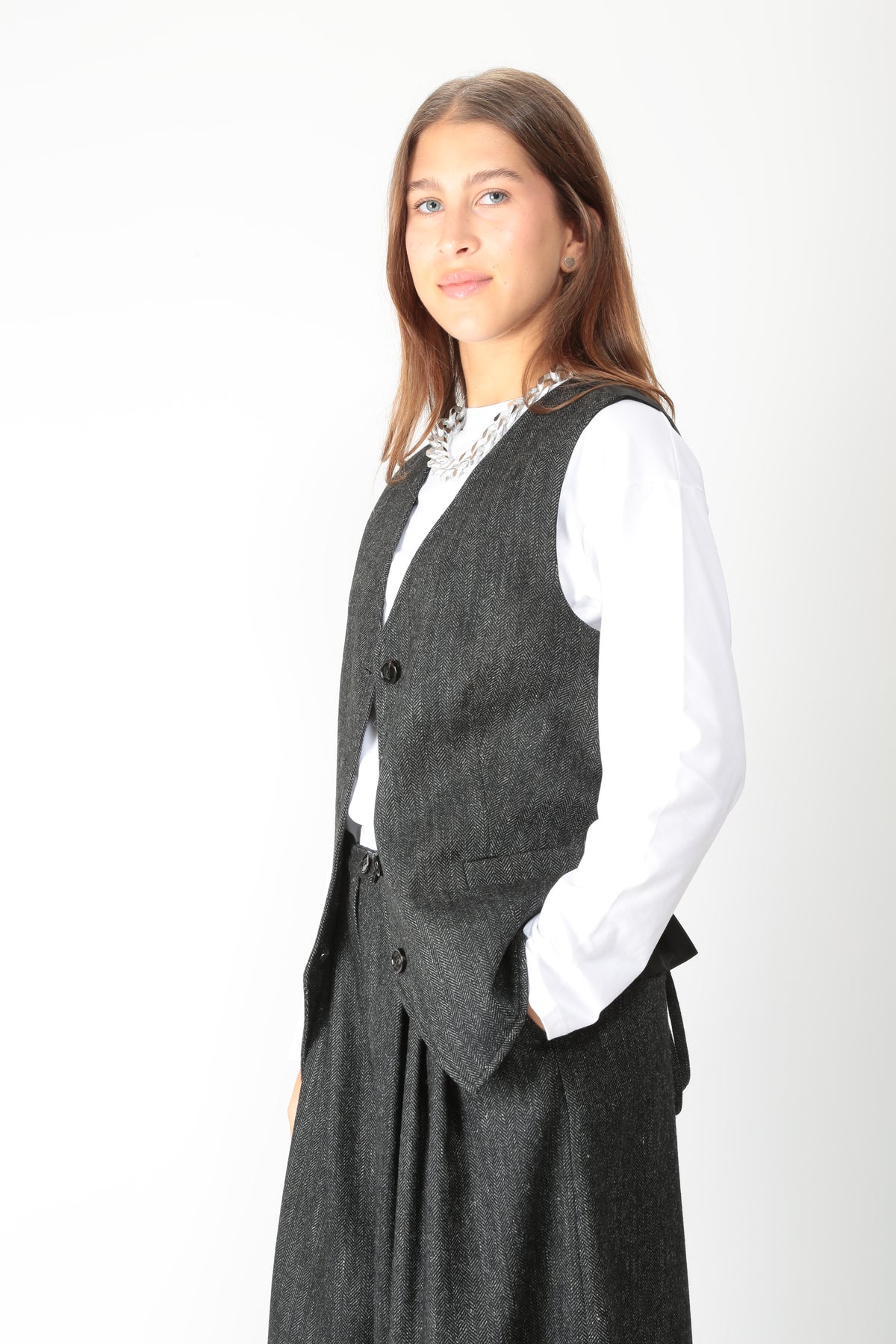 https://admin.shopify.com/store/gulieshop/products/16416817119581#:~:text=https%3A//www.gulieshop.it%20%E2%80%BA%20products%20%E2%80%BA%20solotre%2Dgilet%2Dspinato%2Dm1ac0072