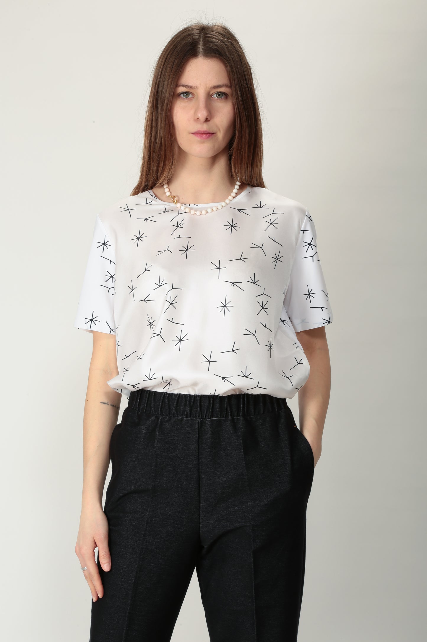 https://admin.shopify.com/store/gulieshop/products/15239507804509#:~:text=https%3A//www.gulieshop.it%20%E2%80%BA%20products%20%E2%80%BA%20maxmara%2Dmm%2Dt%2Dshirt%2Dmisto%2Dseta%2Dlina