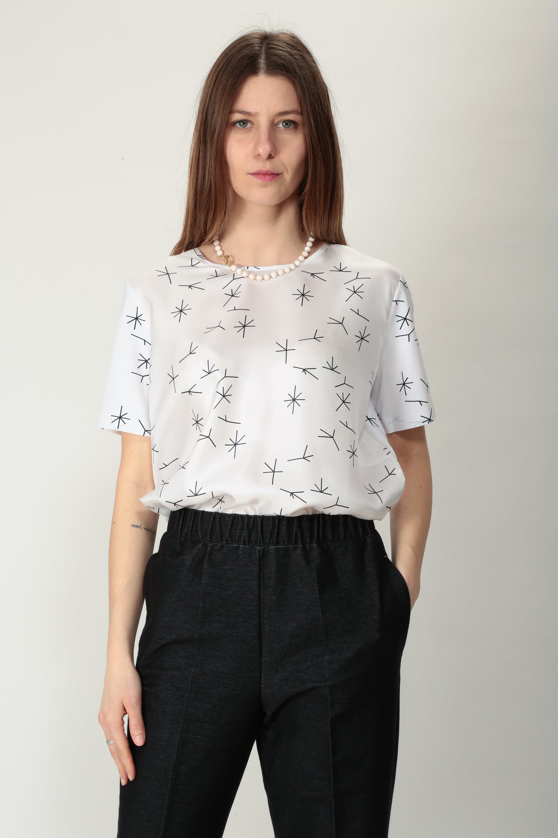 https://admin.shopify.com/store/gulieshop/products/15239507804509#:~:text=https%3A//www.gulieshop.it%20%E2%80%BA%20products%20%E2%80%BA%20maxmara%2Dmm%2Dt%2Dshirt%2Dmisto%2Dseta%2Dlina
