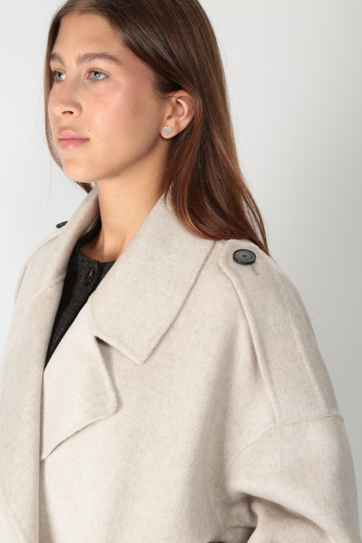 https://admin.shopify.com/store/gulieshop/products/16437546615133