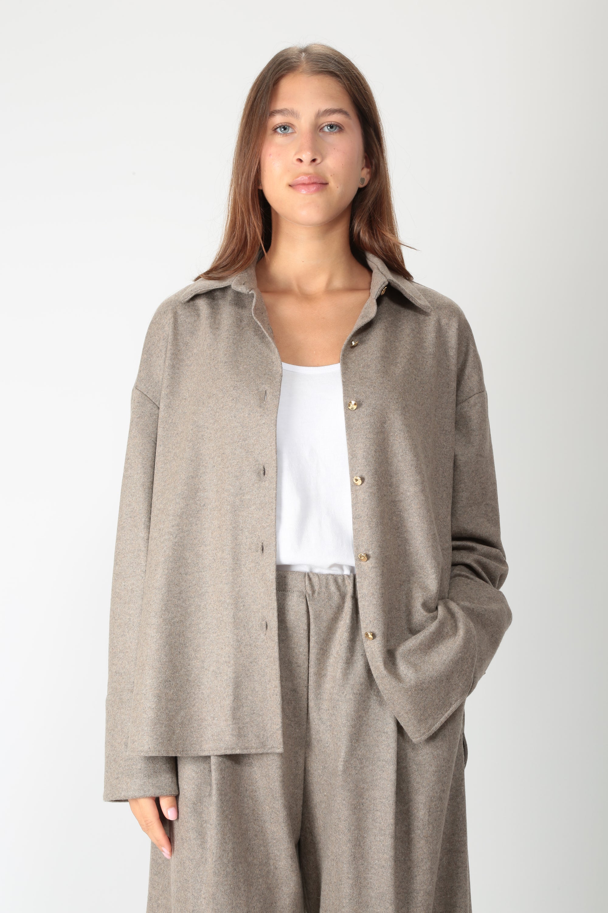 https://admin.shopify.com/store/gulieshop/products/16437546451293