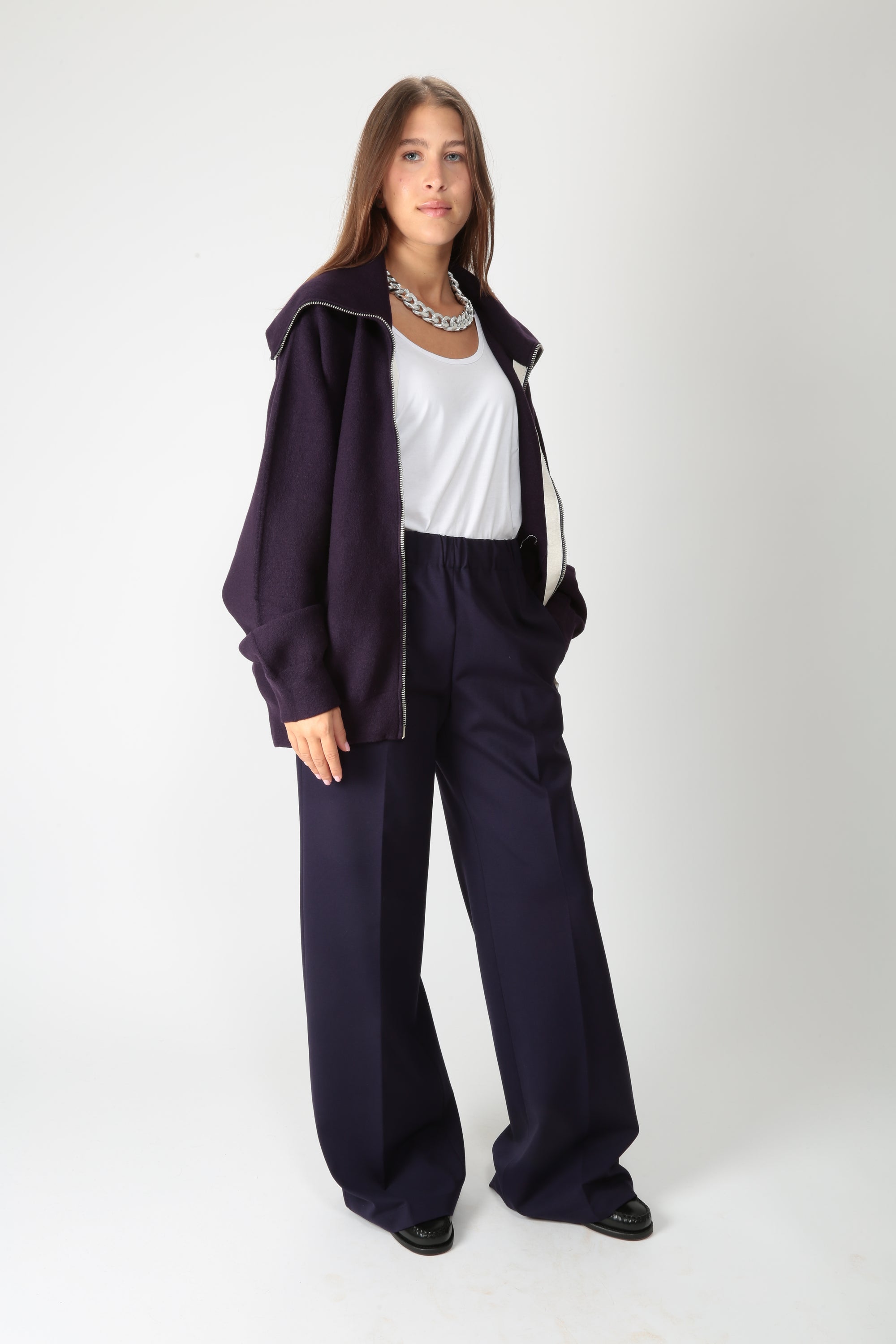 https://admin.shopify.com/store/gulieshop/products/16437546418525