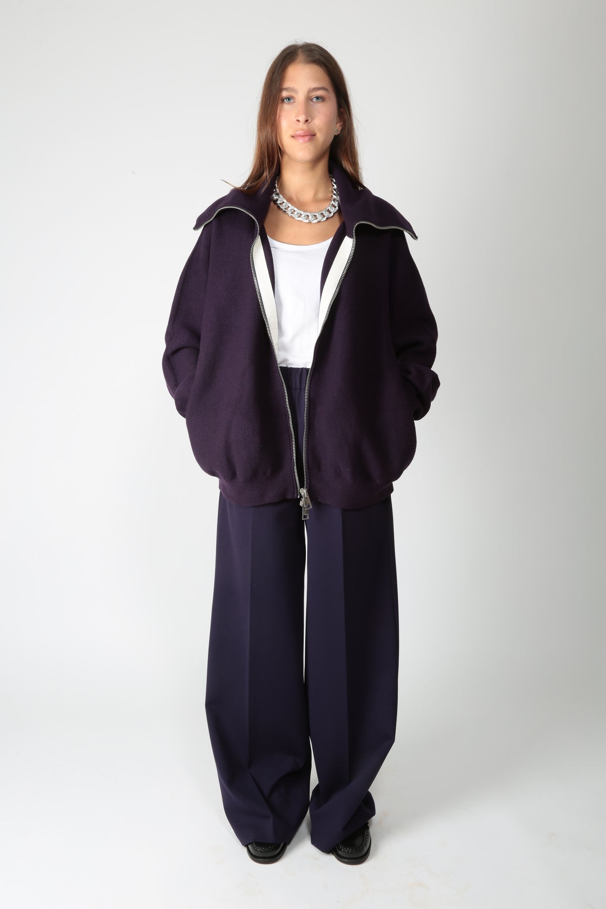 https://admin.shopify.com/store/gulieshop/products/16437546418525