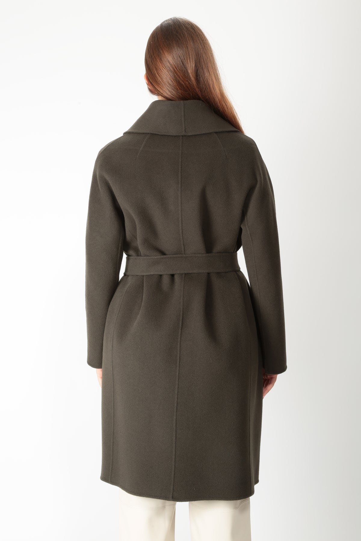 https://admin.shopify.com/store/gulieshop/products/16409288933725#:~:text=https%3A//www.gulieshop.it%20%E2%80%BA%20products%20%E2%80%BA%20s%2Dmaxmara%2Dcappotto%2Da%2Dvestaglia%2Dmessi
