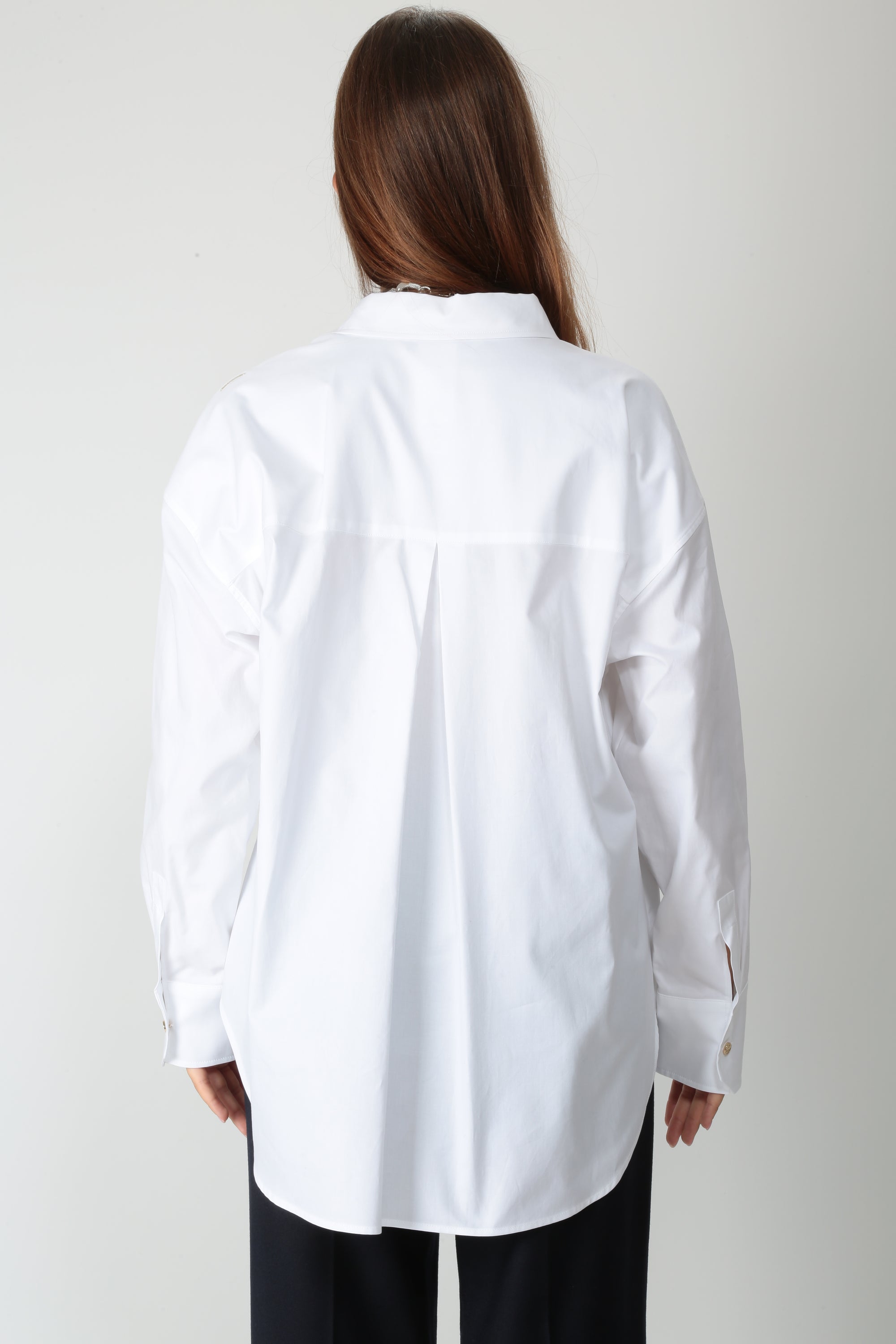 https://admin.shopify.com/store/gulieshop/products/16409287885149#:~:text=https%3A//www.gulieshop.it%20%E2%80%BA%20products%20%E2%80%BA%20s%2Dmaxmara%2Dcamicia%2Doversize%2Dsmmvolonta