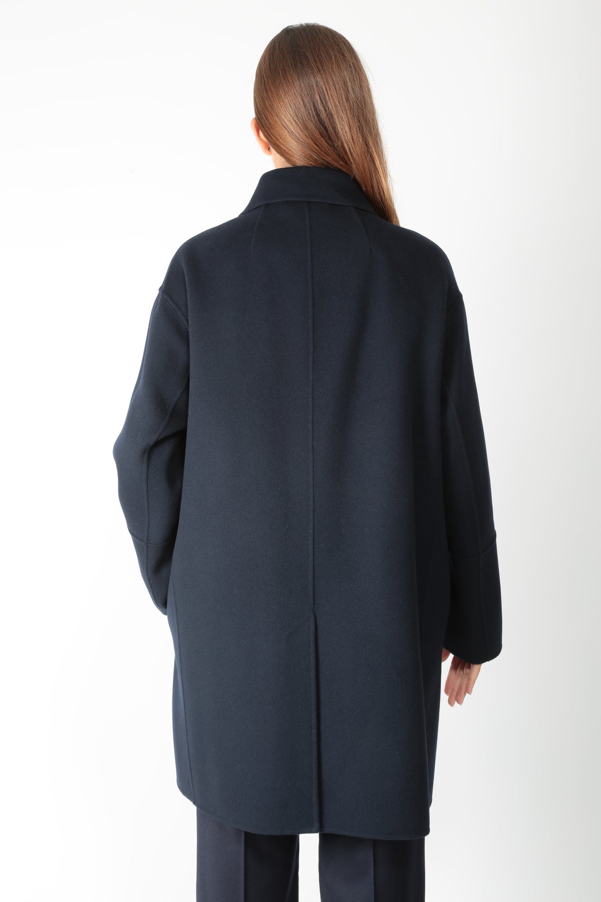 https://admin.shopify.com/store/gulieshop/products/16409288835421#:~:text=https%3A//www.gulieshop.it%20%E2%80%BA%20products%20%E2%80%BA%20s%2Dmaxmara%2Dcappotto%2Dmidi%2Dsmmluna