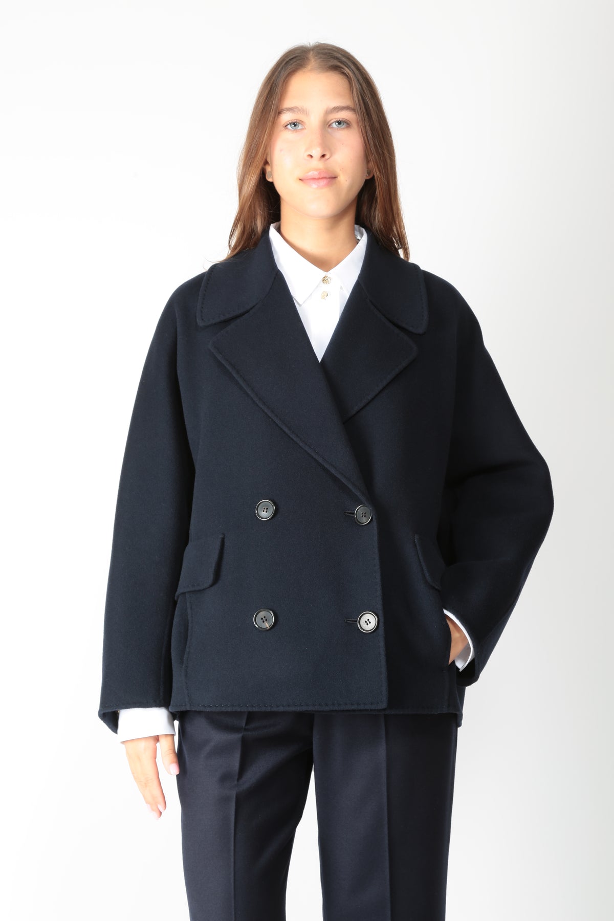 https://admin.shopify.com/store/gulieshop/products/16409288704349#:~:text=https%3A//www.gulieshop.it%20%E2%80%BA%20products%20%E2%80%BA%20s%2Dmaxmara%2Dcaban%2Ddoppiopetto%2Dsmmadele