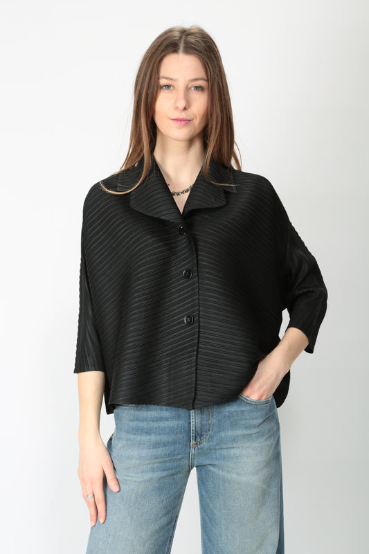 https://admin.shopify.com/store/gulieshop/products/15145065120093#:~:text=https%3A//www.gulieshop.it%20%E2%80%BA%20products%20%E2%80%BA%20meimeij%2Dgiacca%2Dplisse%2Dm5py03%2D1