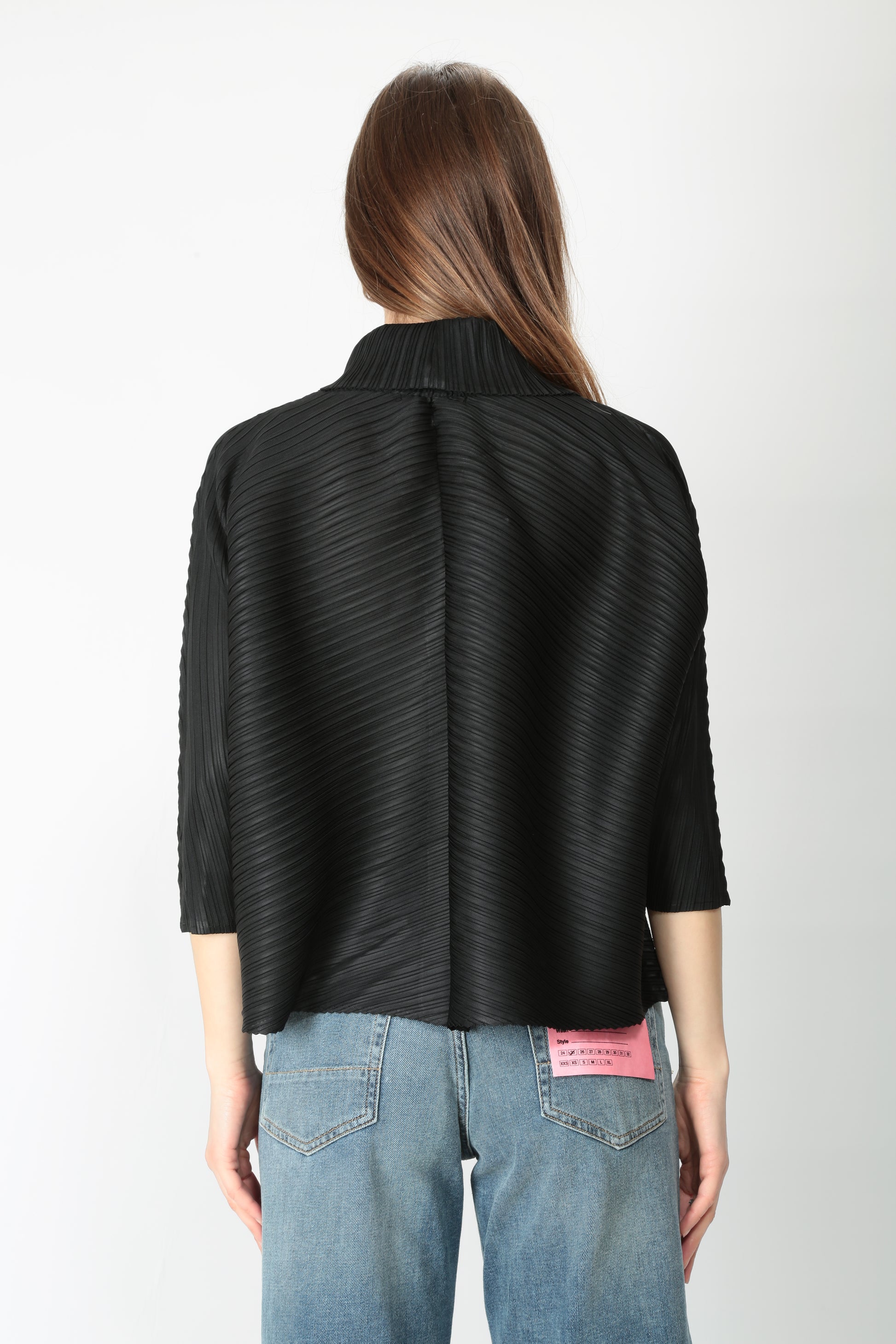 https://admin.shopify.com/store/gulieshop/products/15145065120093#:~:text=https%3A//www.gulieshop.it%20%E2%80%BA%20products%20%E2%80%BA%20meimeij%2Dgiacca%2Dplisse%2Dm5py03%2D1