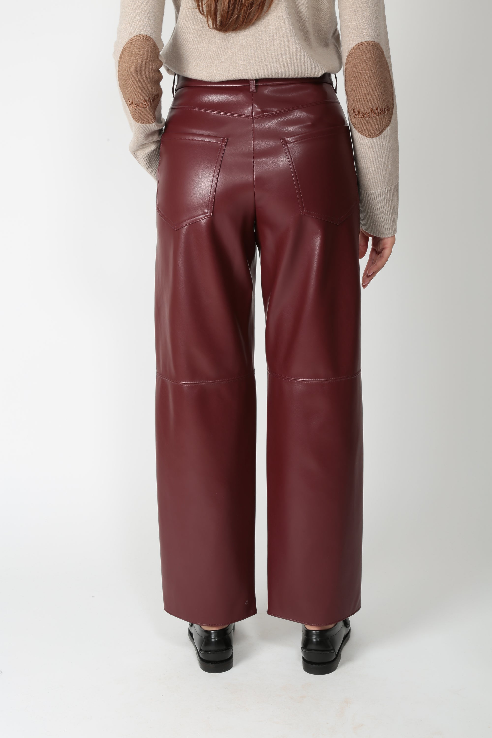 https://admin.shopify.com/store/gulieshop/products/16409289392477#:~:text=https%3A//www.gulieshop.it%20%E2%80%BA%20products%20%E2%80%BA%20s%2Dmaxmara%2Dpantalone%2Din%2Decopelle%2Dsmmsospiro
