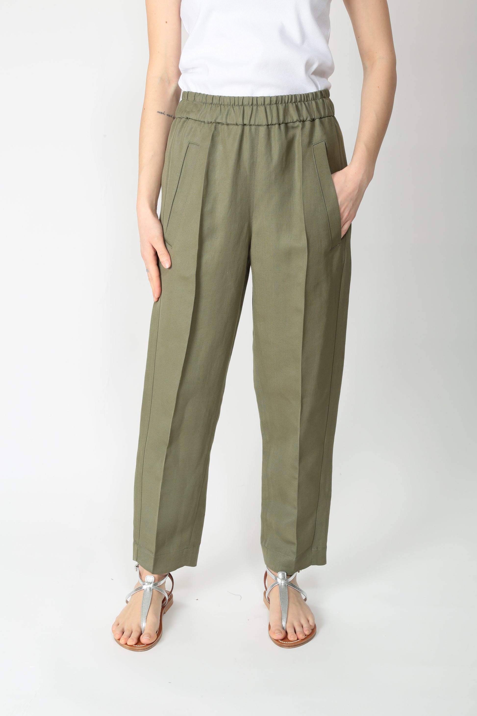 https://admin.shopify.com/store/gulieshop/products/15192688361821#:~:text=https%3A//www.gulieshop.it%20%E2%80%BA%20products%20%E2%80%BA%20tela%2Dpantalone%2Din%2Dviscosa%2De%2Dlino%2Dd%2Dkilo%2Dband