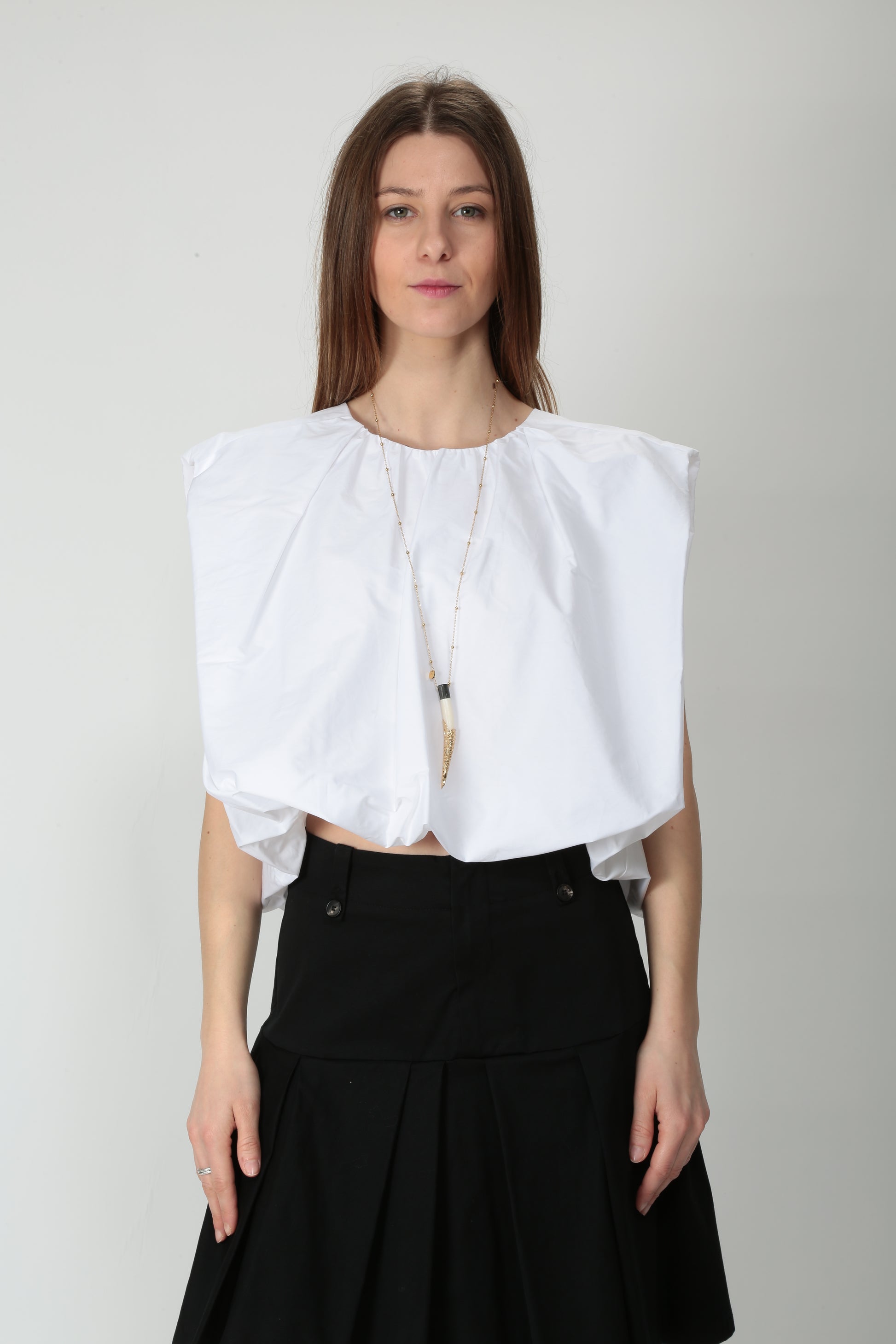 https://admin.shopify.com/store/gulieshop/products/15192688918877#:~:text=https%3A//www.gulieshop.it%20%E2%80%BA%20products%20%E2%80%BA%20tela%2Dtop%2Dcrop%2Din%2Dcotone%2Dghiacciolo