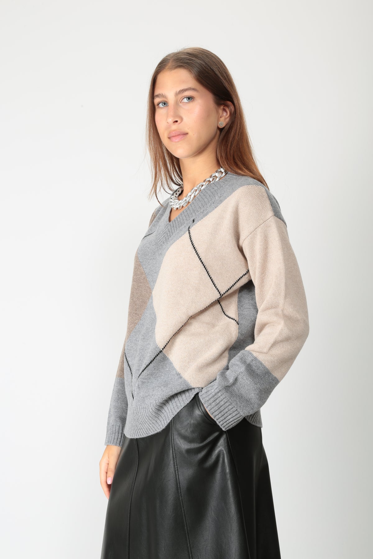 https://admin.shopify.com/store/gulieshop/products/16529416585565