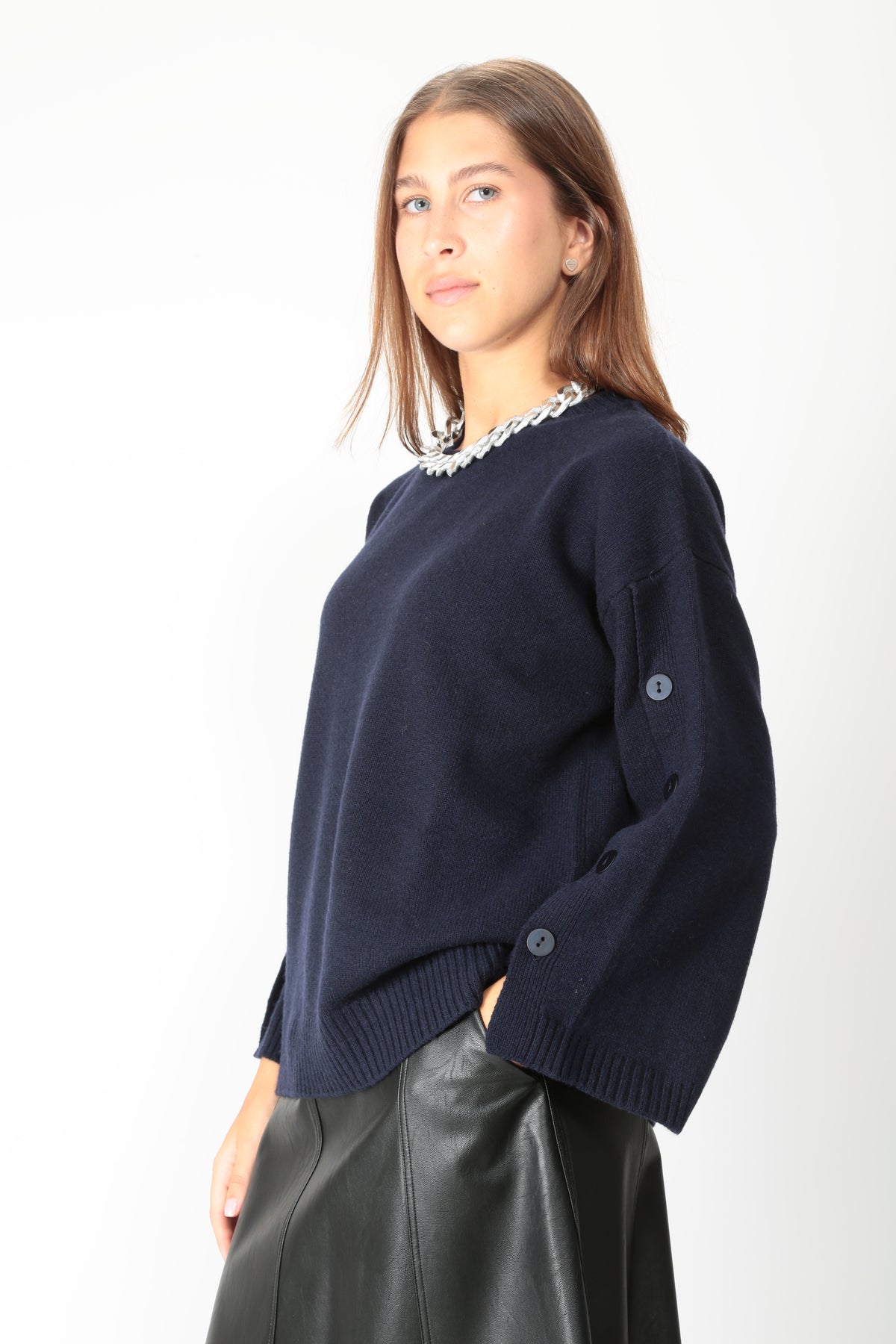 https://admin.shopify.com/store/gulieshop/products/16529417044317