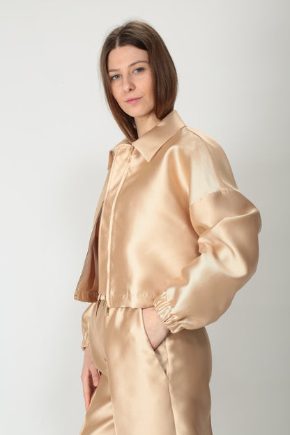 https://admin.shopify.com/store/gulieshop/products/15192660017501#:~:text=https%3A//www.gulieshop.it%20%E2%80%BA%20products%20%E2%80%BA%20beatrice%2Dbomber%2Dcorto%2Din%2Draso%2D25fe3984hopper