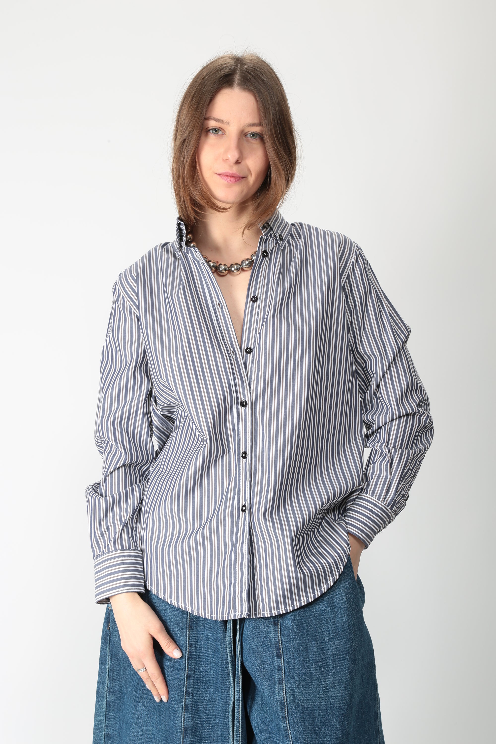 https://admin.shopify.com/store/gulieshop/products/15827230392669#:~:text=https%3A//www.gulieshop.it%20%E2%80%BA%20products%20%E2%80%BA%20solotre%2Dcamcia%2Da%2Drighe%2Dm1f0210