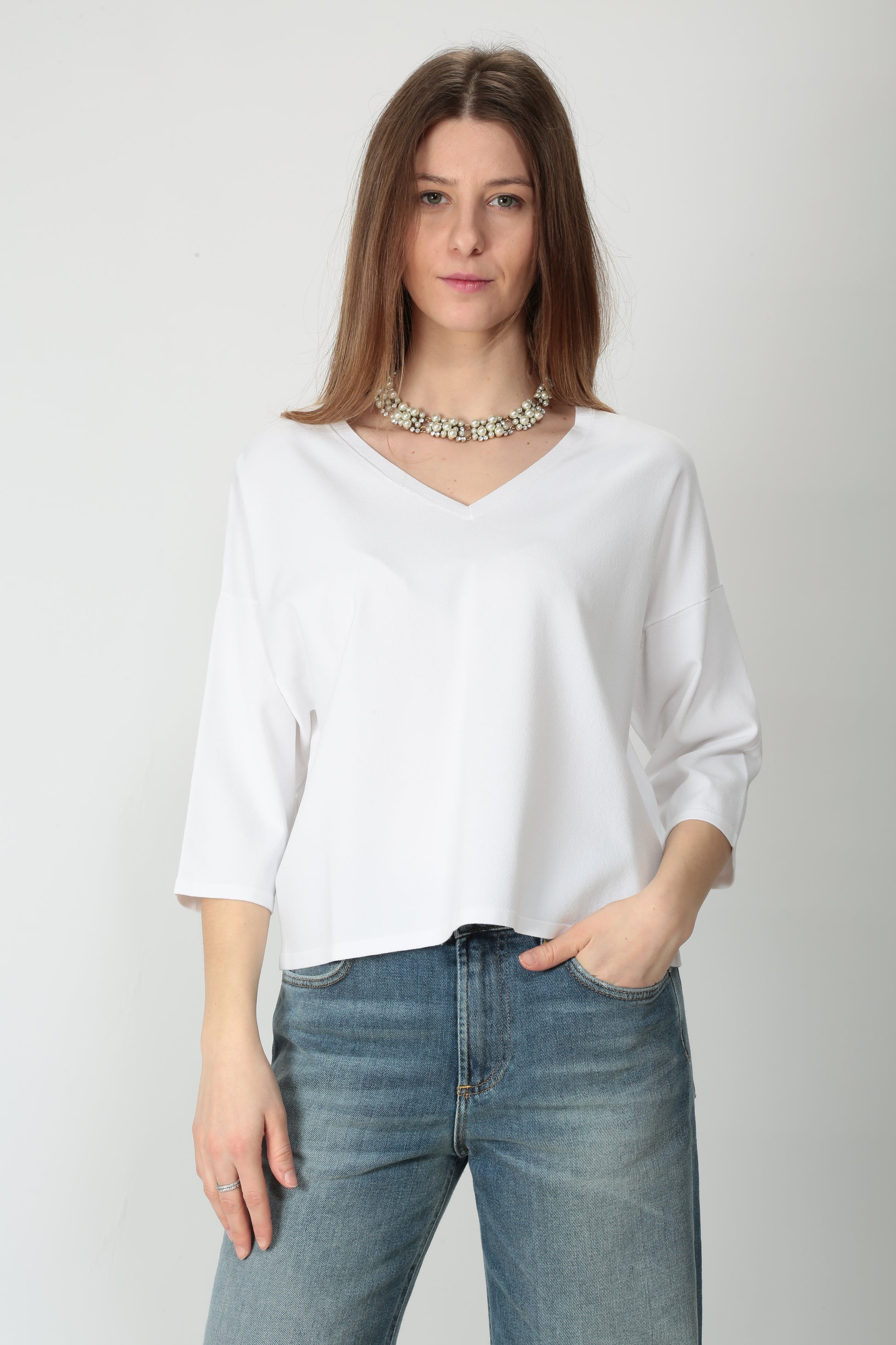 https://admin.shopify.com/store/gulieshop/products/15200686997853#:~:text=https%3A//www.gulieshop.it%20%E2%80%BA%20products%20%E2%80%BA%20kangra%2Dmaglia%2Dscollo%2Da%2Dv%2Ds5a%2D1937%2D77
