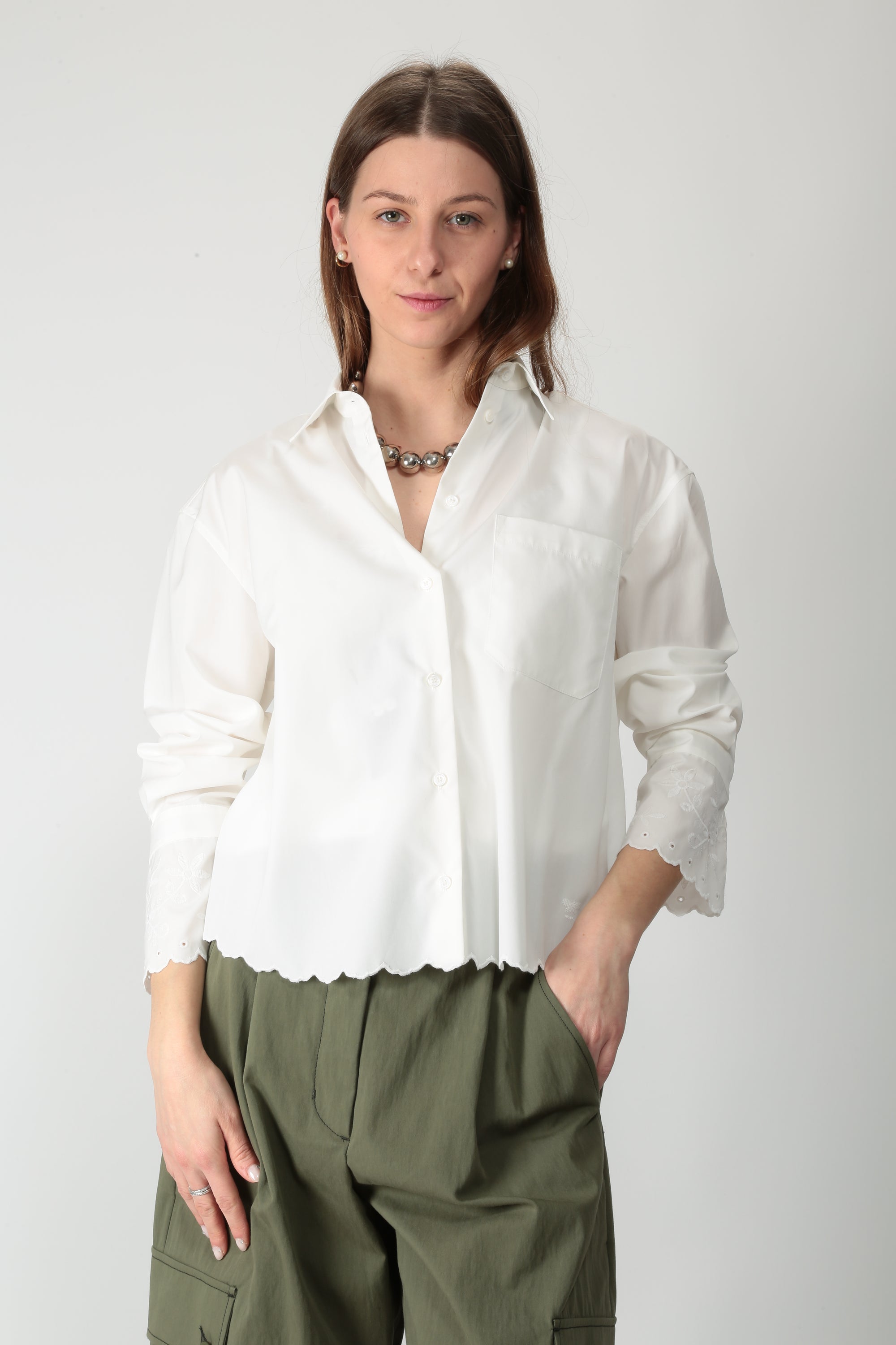 https://admin.shopify.com/store/gulieshop/products/15866889240925#:~:text=https%3A//www.gulieshop.it%20%E2%80%BA%20products%20%E2%80%BA%20maxmara%2Dweekend%2Dcamicia%2Dcon%2Dricamo%2Dwkdneutro