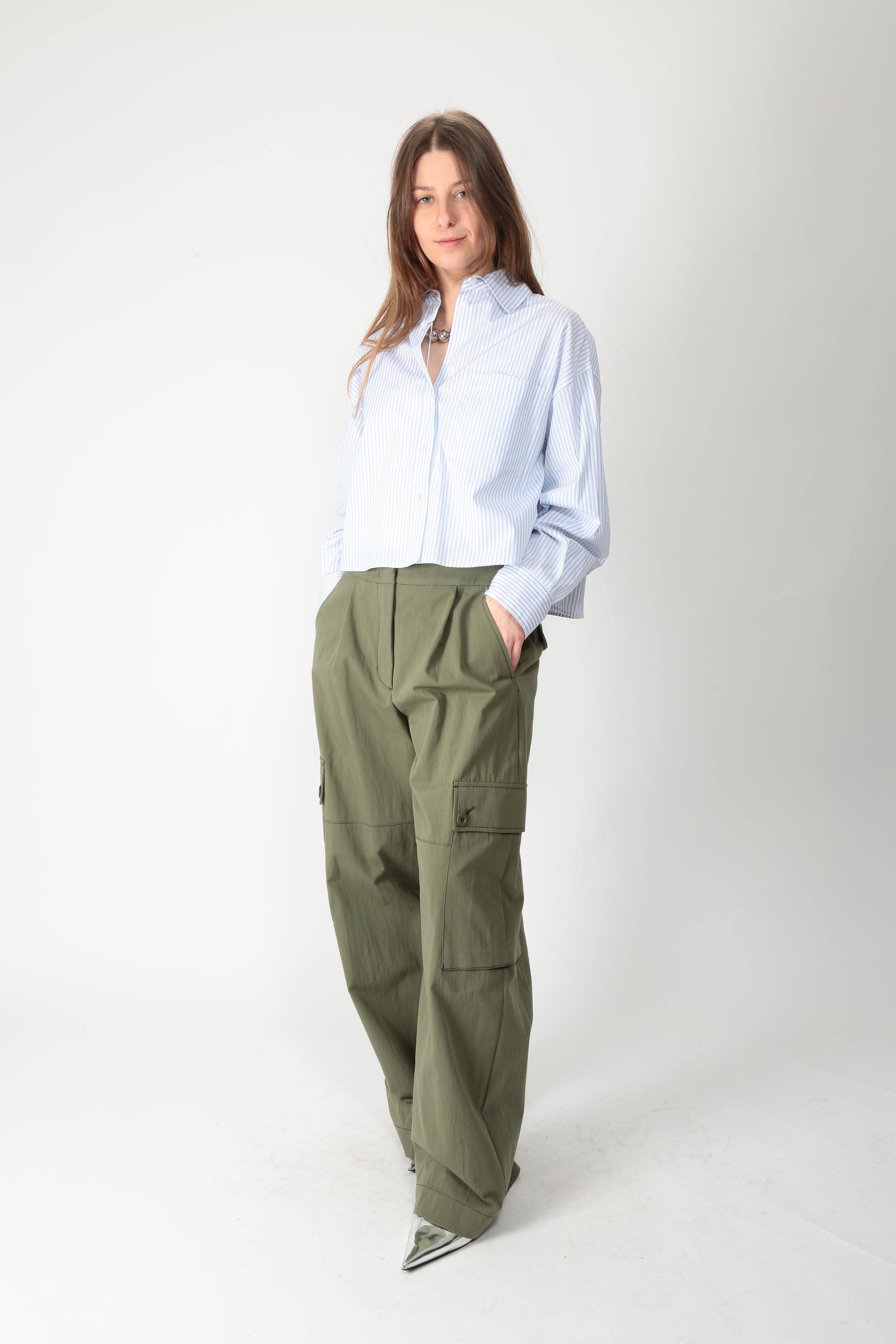 https://admin.shopify.com/store/gulieshop/products/15866889142621#:~:text=https%3A//www.gulieshop.it%20%E2%80%BA%20products%20%E2%80%BA%20maxmara%2Dweekend%2Dpantalone%2Dcargo%2Dwkdaquila