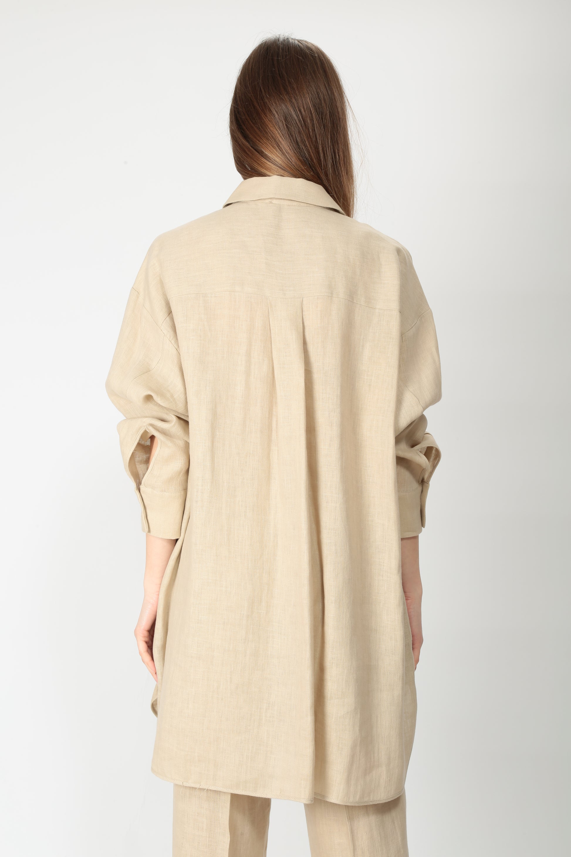 https://admin.shopify.com/store/gulieshop/products/15154426544477#:~:text=https%3A//www.gulieshop.it%20%E2%80%BA%20products%20%E2%80%BA%201978%2Dcamicia%2Dlunga%2Din%2Dlino%2Dtown%2D2