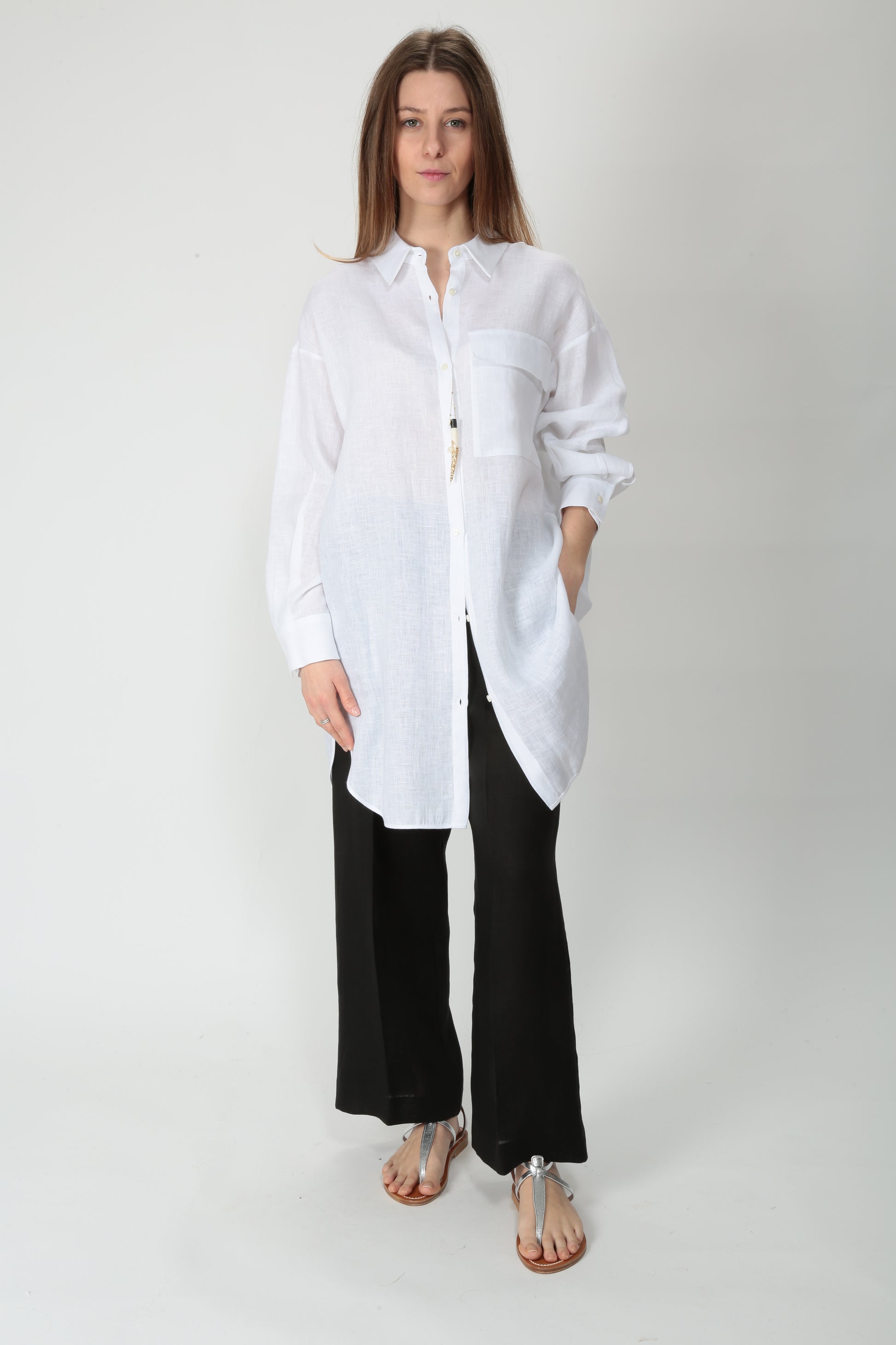 https://admin.shopify.com/store/gulieshop/products/15154426380637#:~:text=https%3A//www.gulieshop.it%20%E2%80%BA%20products%20%E2%80%BA%201978%2Dcamicia%2Dlunga%2Din%2Dlino%2Dtown