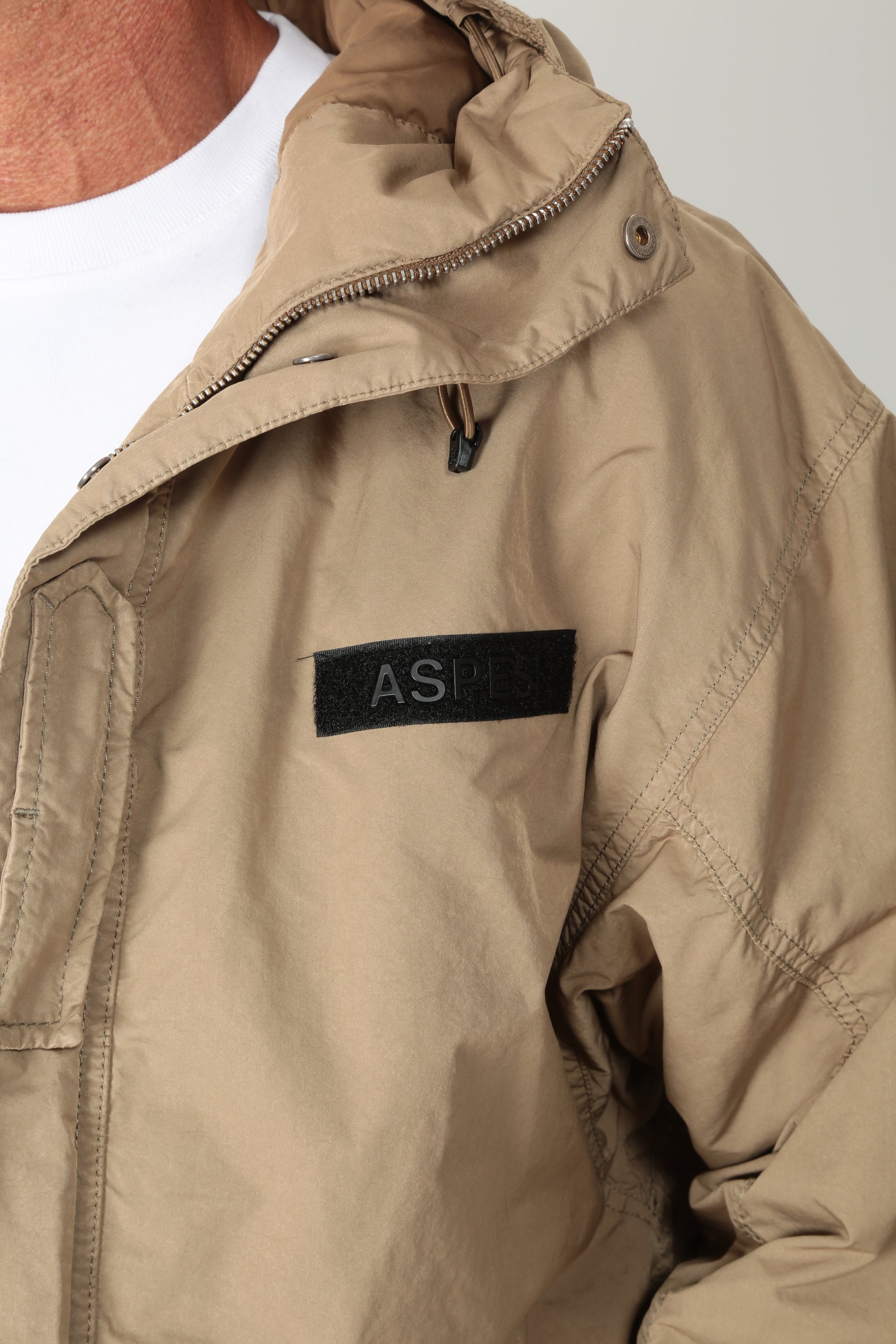 https://admin.shopify.com/store/gulieshop/products/16482751283549#:~:text=https%3A//www.gulieshop.it%20%E2%80%BA%20products%20%E2%80%BA%20aspesi%2Dparka%2Dimbottito%2Dboom%2Dwinter
