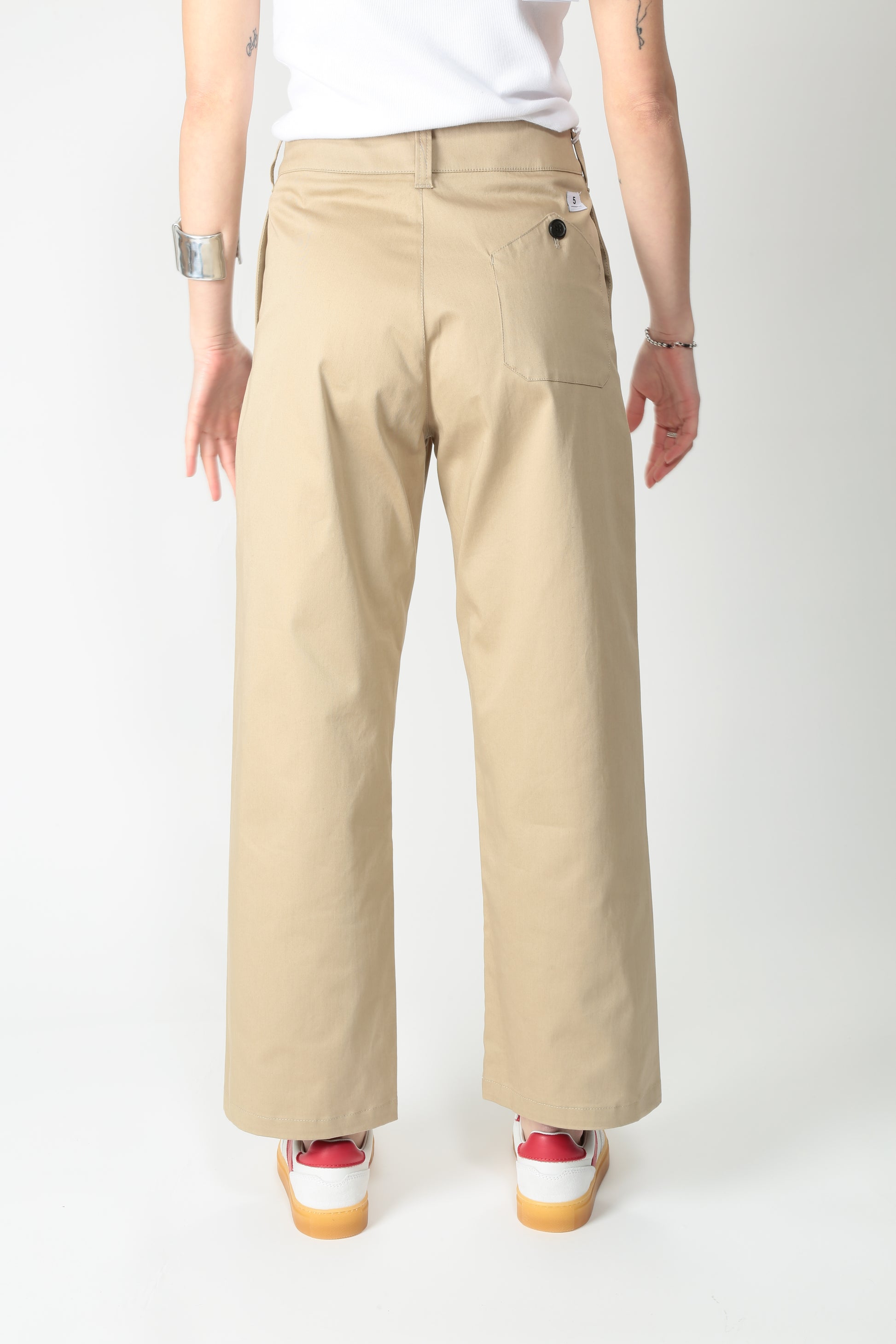 https://admin.shopify.com/store/gulieshop/products/15238076793181#:~:text=https%3A//www.gulieshop.it%20%E2%80%BA%20products%20%E2%80%BA%20department%2D5%2Dpantalone%2Dlargo%2Din%2Dcotone%2Ddue%2Dpant%2Ddp05150m2ts0050000