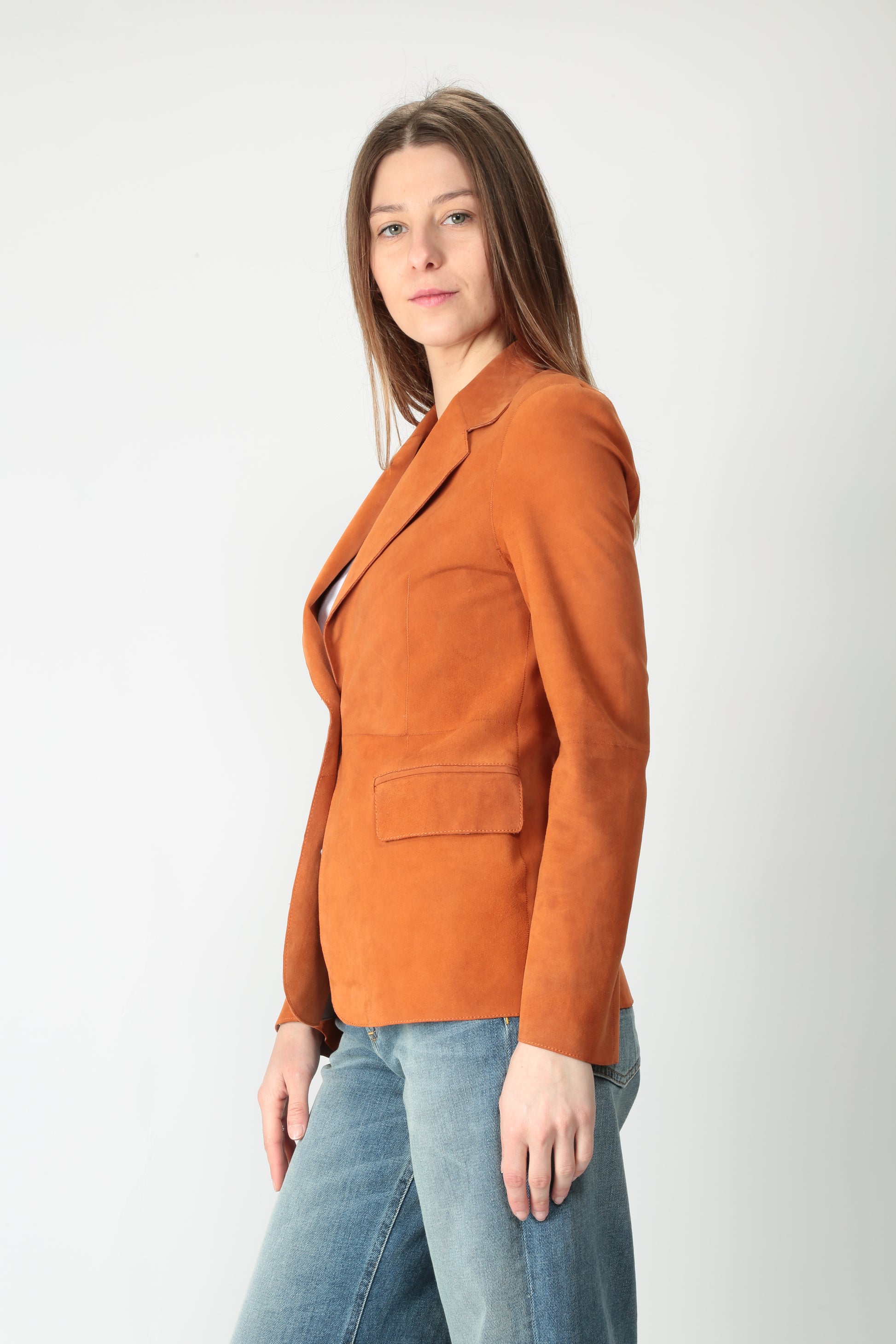 https://admin.shopify.com/store/gulieshop/products/15220319584605#:~:text=https%3A//www.gulieshop.it%20%E2%80%BA%20products%20%E2%80%BA%20jackie%2Dgiacca%2Dmonopetto%2Din%2Dsuede%2Dbeatriz