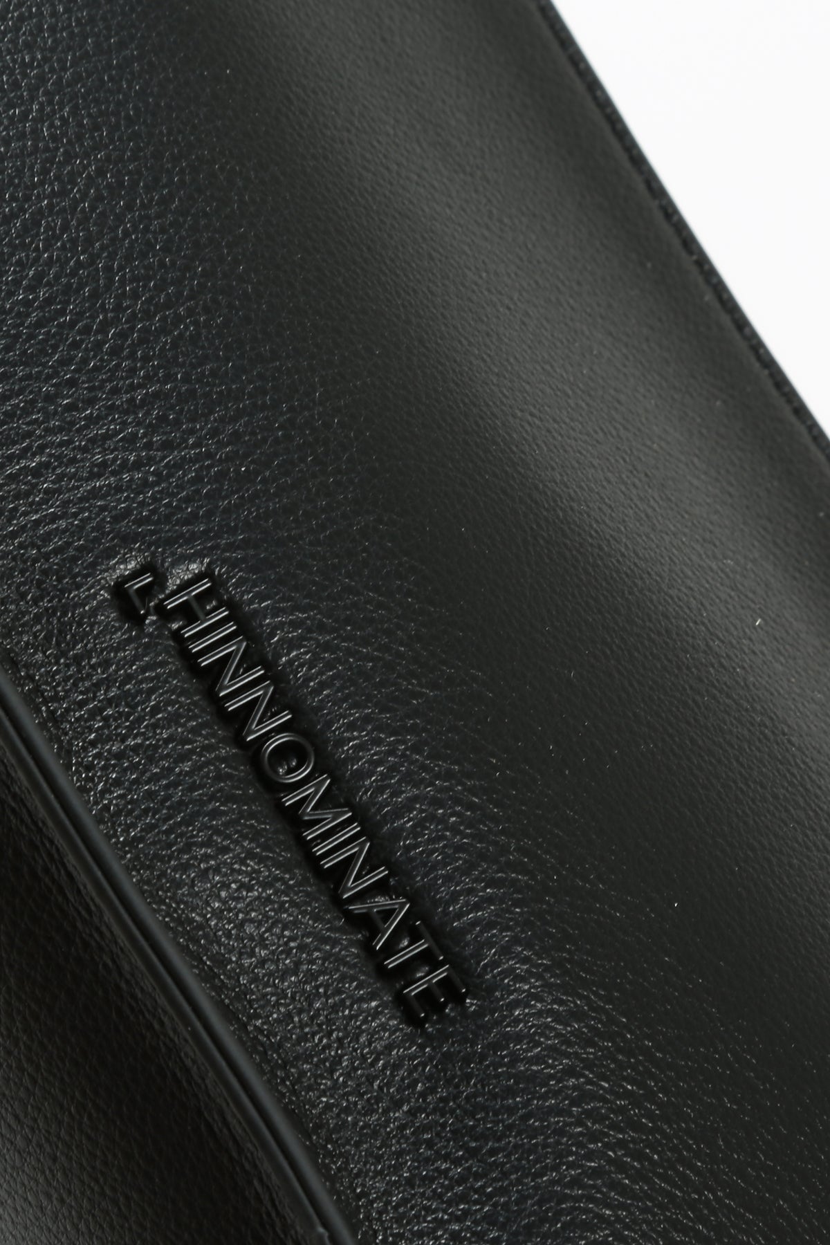 https://admin.shopify.com/store/gulieshop/products/16540788064605#:~:text=https%3A//www.gulieshop.it%20%E2%80%BA%20products%20%E2%80%BA%20hinnominate%2Dborsa%2Da%2Dspalla%2Dhmacw00233%2Dmttw0002