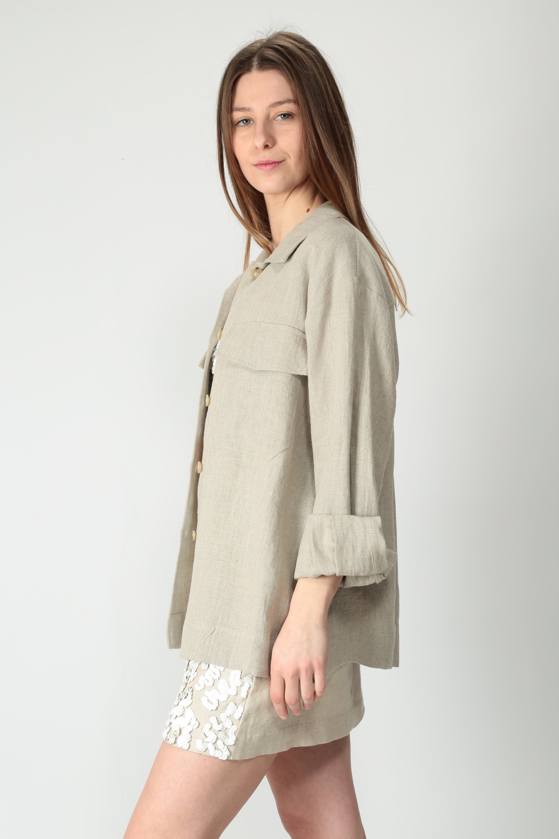 https://admin.shopify.com/store/gulieshop/products/15220344652125#:~:text=https%3A//www.gulieshop.it%20%E2%80%BA%20products%20%E2%80%BA%20solotre%2Dcamicia%2Dovershirt%2Din%2Dlino%2Dm1d0163
