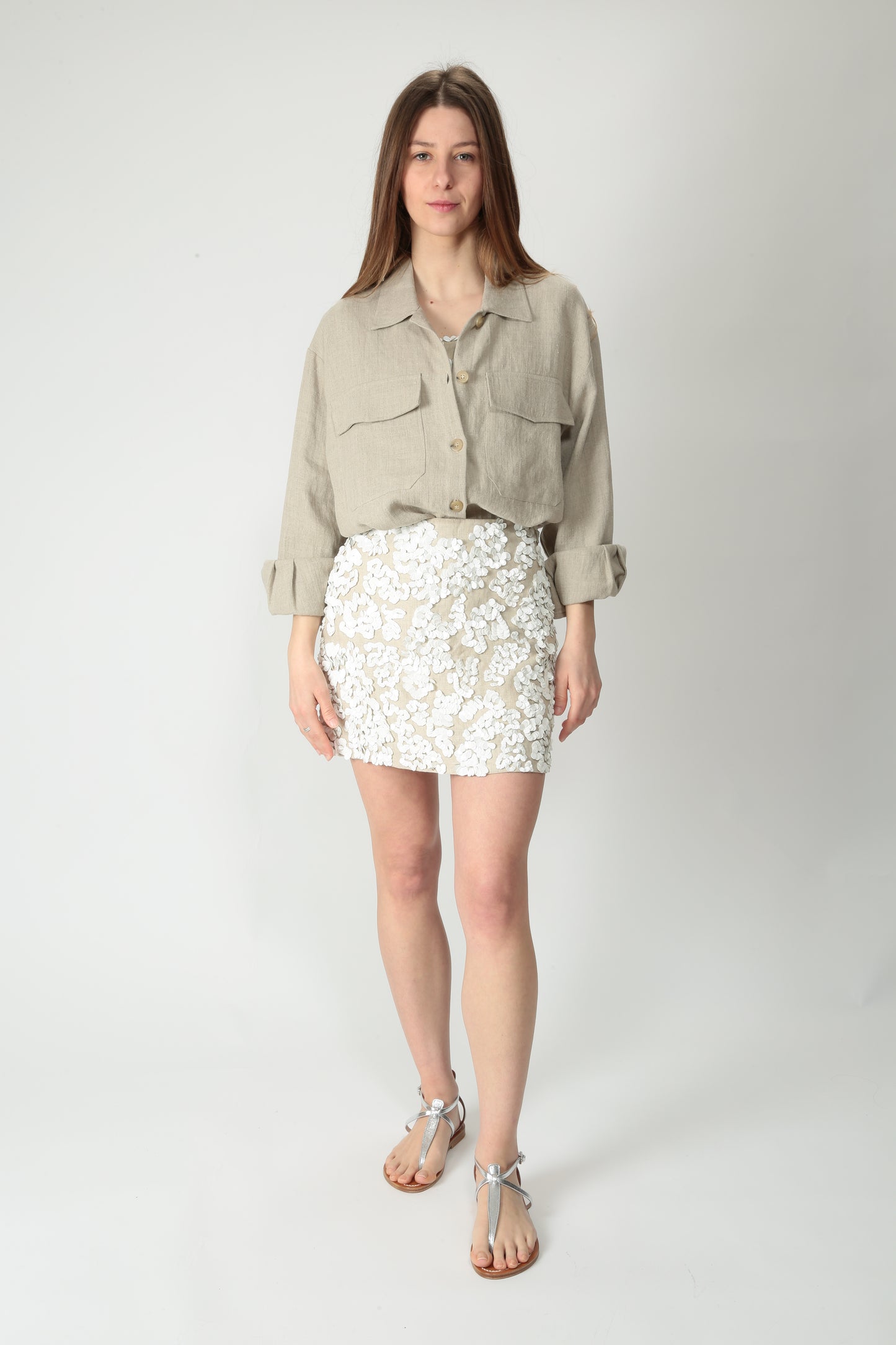 https://admin.shopify.com/store/gulieshop/products/15220344652125#:~:text=https%3A//www.gulieshop.it%20%E2%80%BA%20products%20%E2%80%BA%20solotre%2Dcamicia%2Dovershirt%2Din%2Dlino%2Dm1d0163