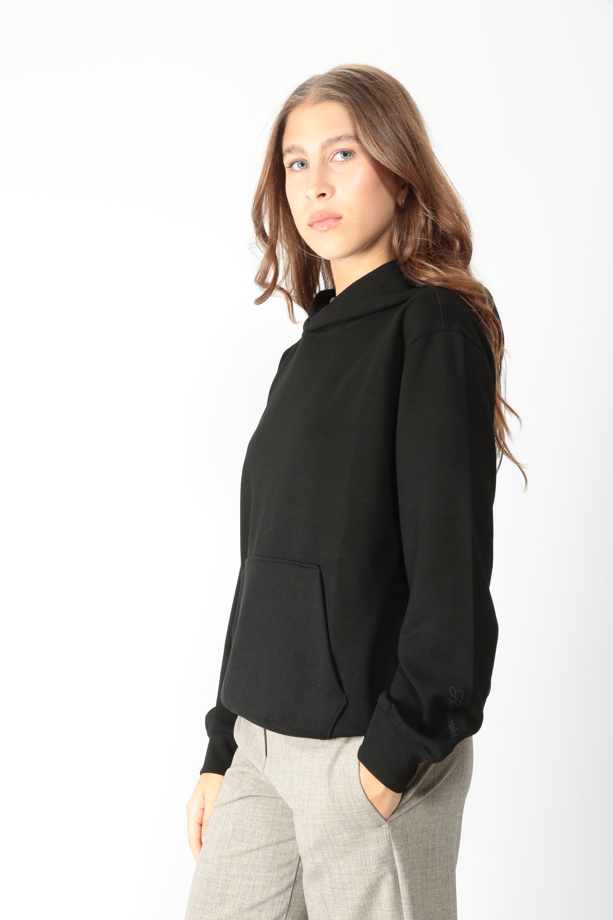 https://admin.shopify.com/store/gulieshop/products/16540786360669#:~:text=https%3A//www.gulieshop.it%20%E2%80%BA%20products%20%E2%80%BA%20hinnominate%2Dfelpa%2Dcon%2Dcappuccio%2Dhmabw03136%2Dtmtm0018