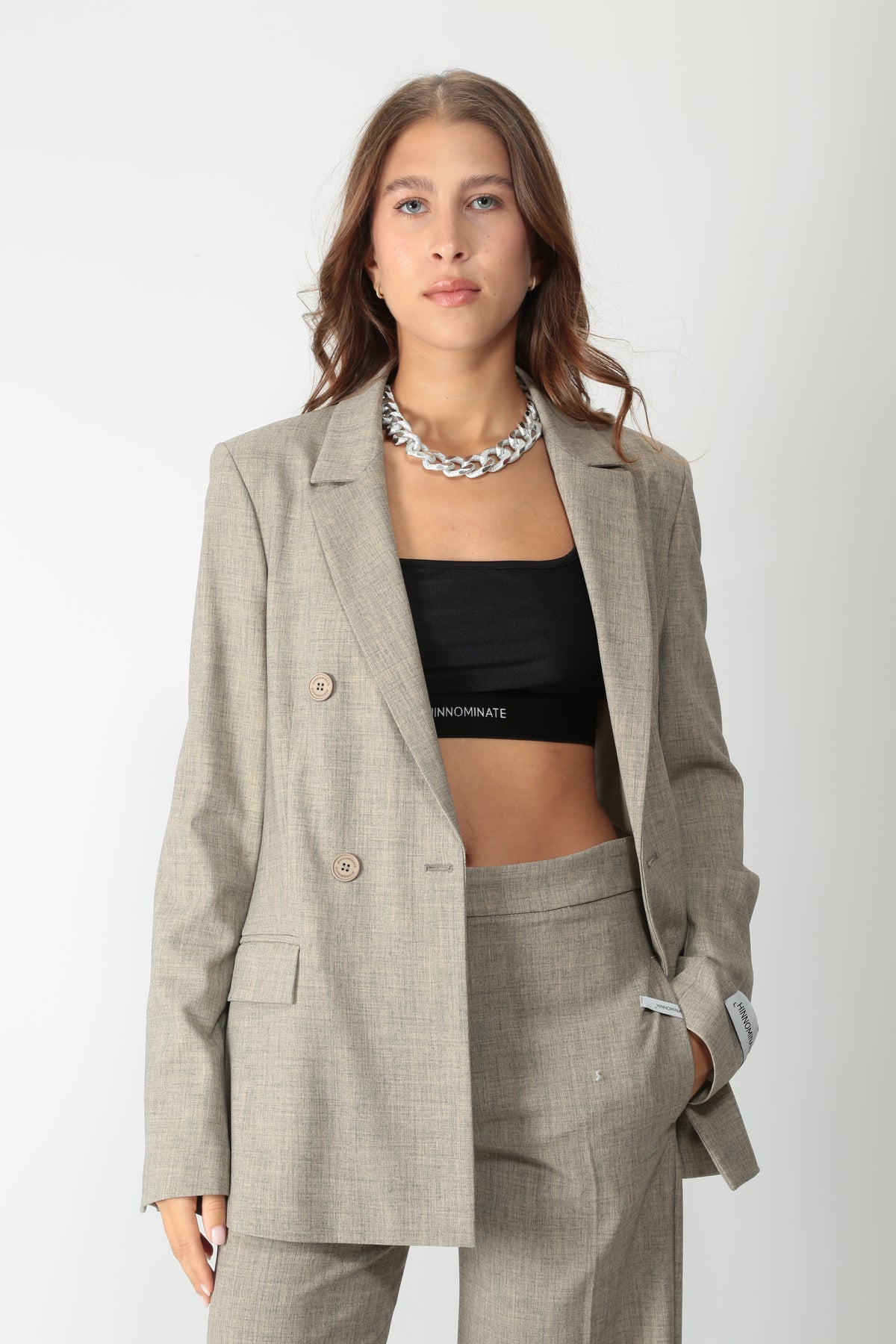 https://admin.shopify.com/store/gulieshop/products/16540787310941#:~:text=https%3A//www.gulieshop.it%20%E2%80%BA%20products%20%E2%80%BA%20hinnominate%2Dgiacca%2Ddoppiopetto%2Dhmabw03206%2Dtpv0004