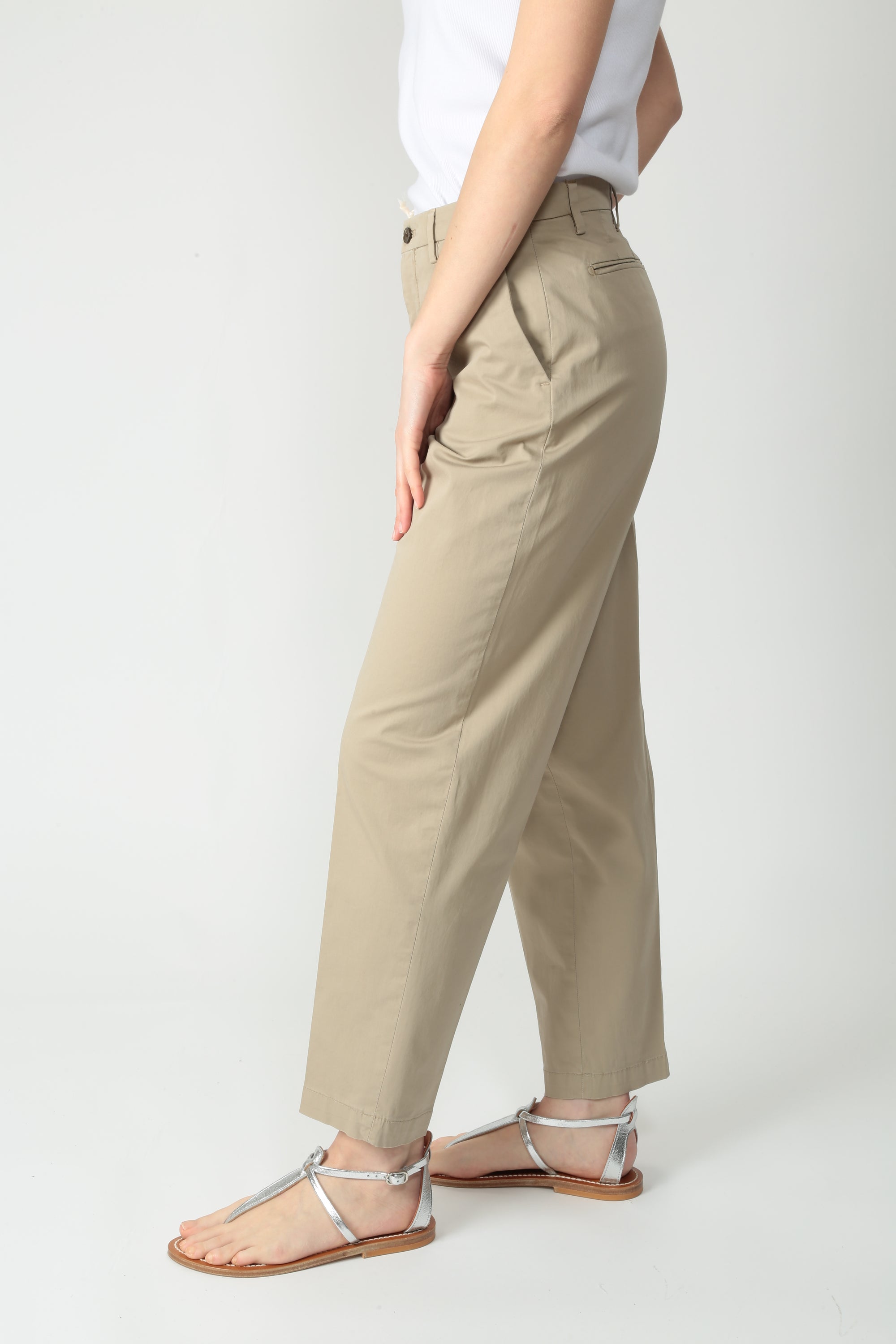 https://admin.shopify.com/store/gulieshop/products/15200685752669#:~:text=https%3A//www.gulieshop.it%20%E2%80%BA%20products%20%E2%80%BA%20briglia%2Dpantalone%2Din%2Dcotone%2Djeangw%2D325127