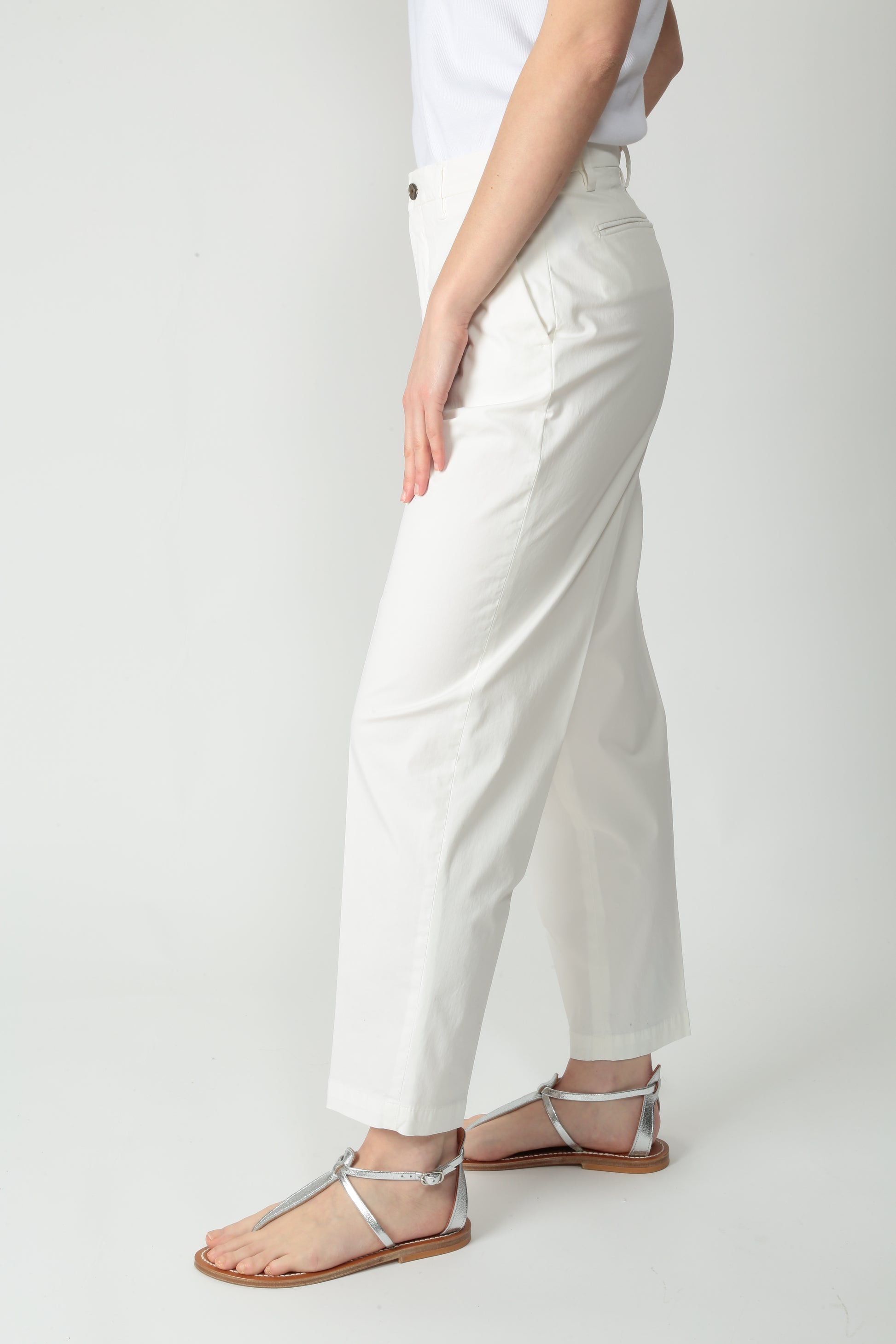 https://admin.shopify.com/store/gulieshop/products/15200685949277#:~:text=https%3A//www.gulieshop.it%20%E2%80%BA%20products%20%E2%80%BA%20briglia%2Dpantalone%2Din%2Dcotone%2Djeangw%2D325129
