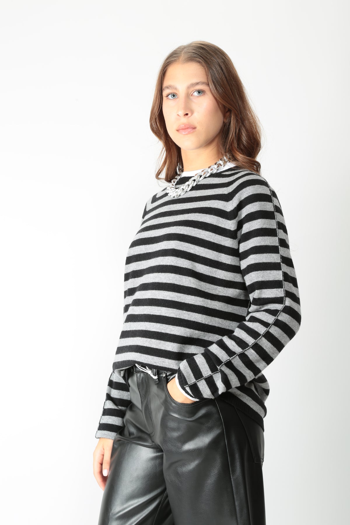 https://admin.shopify.com/store/gulieshop/products/16552688255325#:~:text=https%3A//www.gulieshop.it%20%E2%80%BA%20products%20%E2%80%BA%20miabasic%2Dmaglia%2Dover%2Dpa264