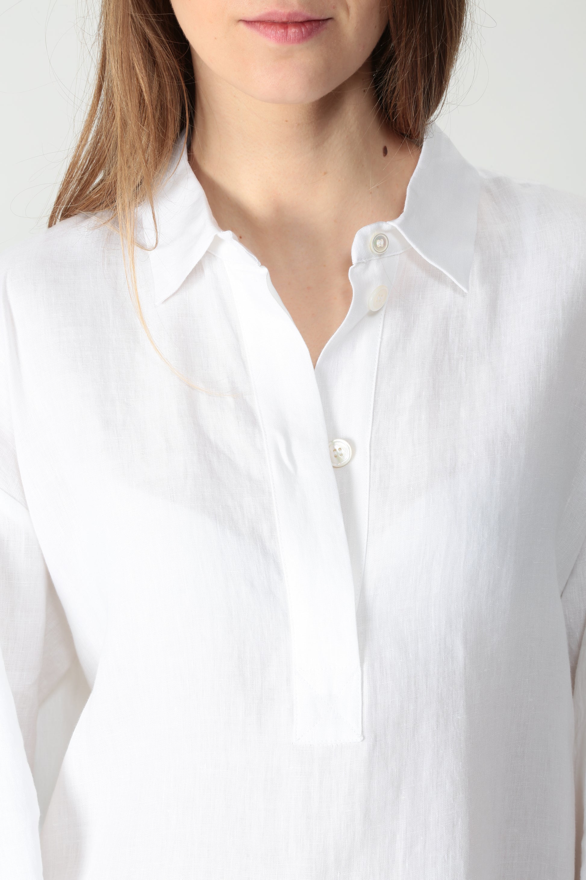 https://admin.shopify.com/store/gulieshop/products/15251028148573#:~:text=https%3A//www.gulieshop.it%20%E2%80%BA%20products%20%E2%80%BA%20s%2Dmaxmara%2Dcamicia%2Da%2Dpolo%2Din%2Dlino%2Dvarese