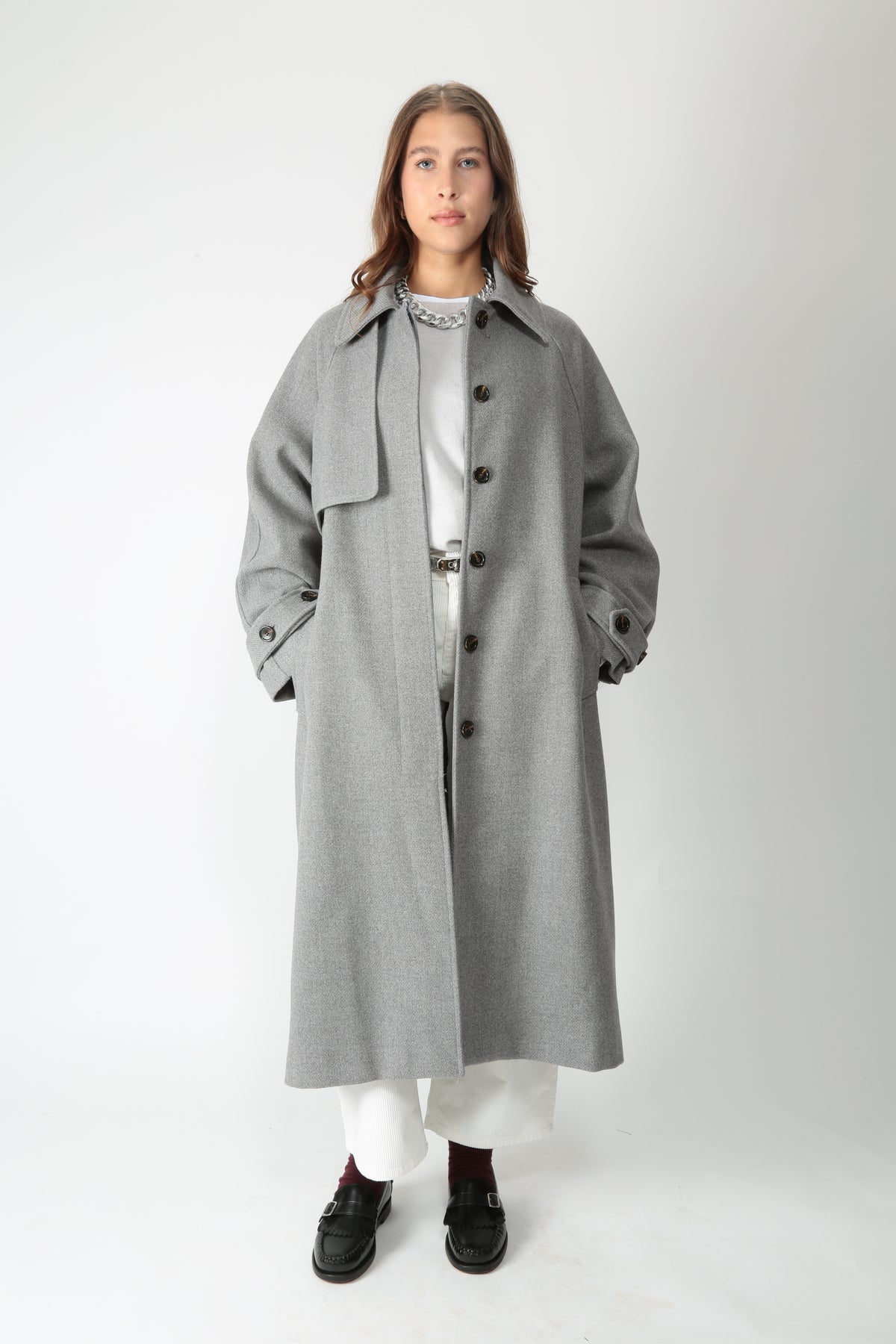 https://admin.shopify.com/store/gulieshop/products/16569851412829#:~:text=https%3A//www.gulieshop.it%20%E2%80%BA%20products%20%E2%80%BA%20tensione%2Din%2Dcappotto%2Dlungo%2Dcp68w