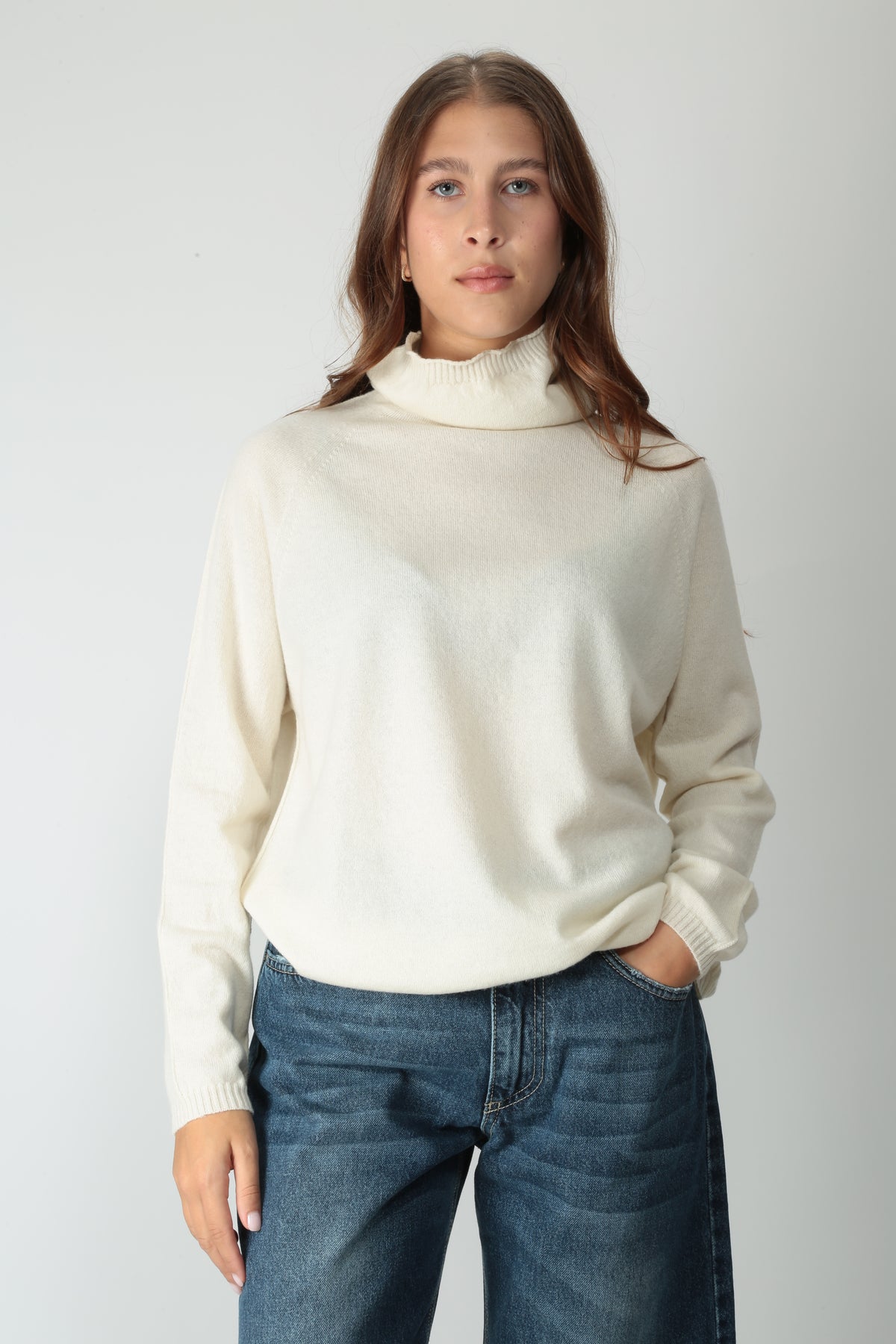 https://admin.shopify.com/store/gulieshop/products/16552688386397#:~:text=https%3A//www.gulieshop.it%20%E2%80%BA%20products%20%E2%80%BA%20miabasic%2Dmaglia%2Dciclista%2Dcarry%2Dpa606