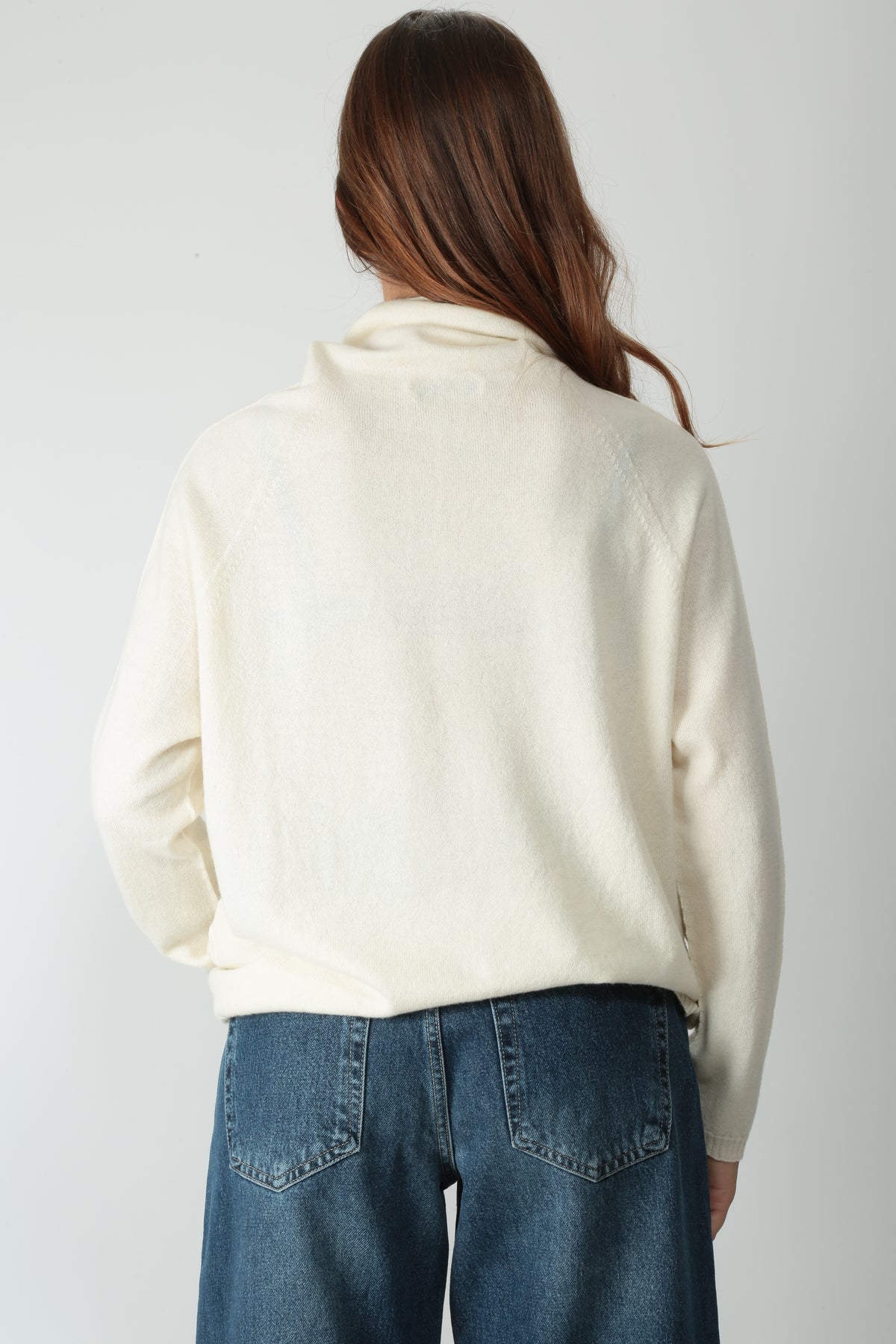 https://admin.shopify.com/store/gulieshop/products/16552688386397#:~:text=https%3A//www.gulieshop.it%20%E2%80%BA%20products%20%E2%80%BA%20miabasic%2Dmaglia%2Dciclista%2Dcarry%2Dpa606