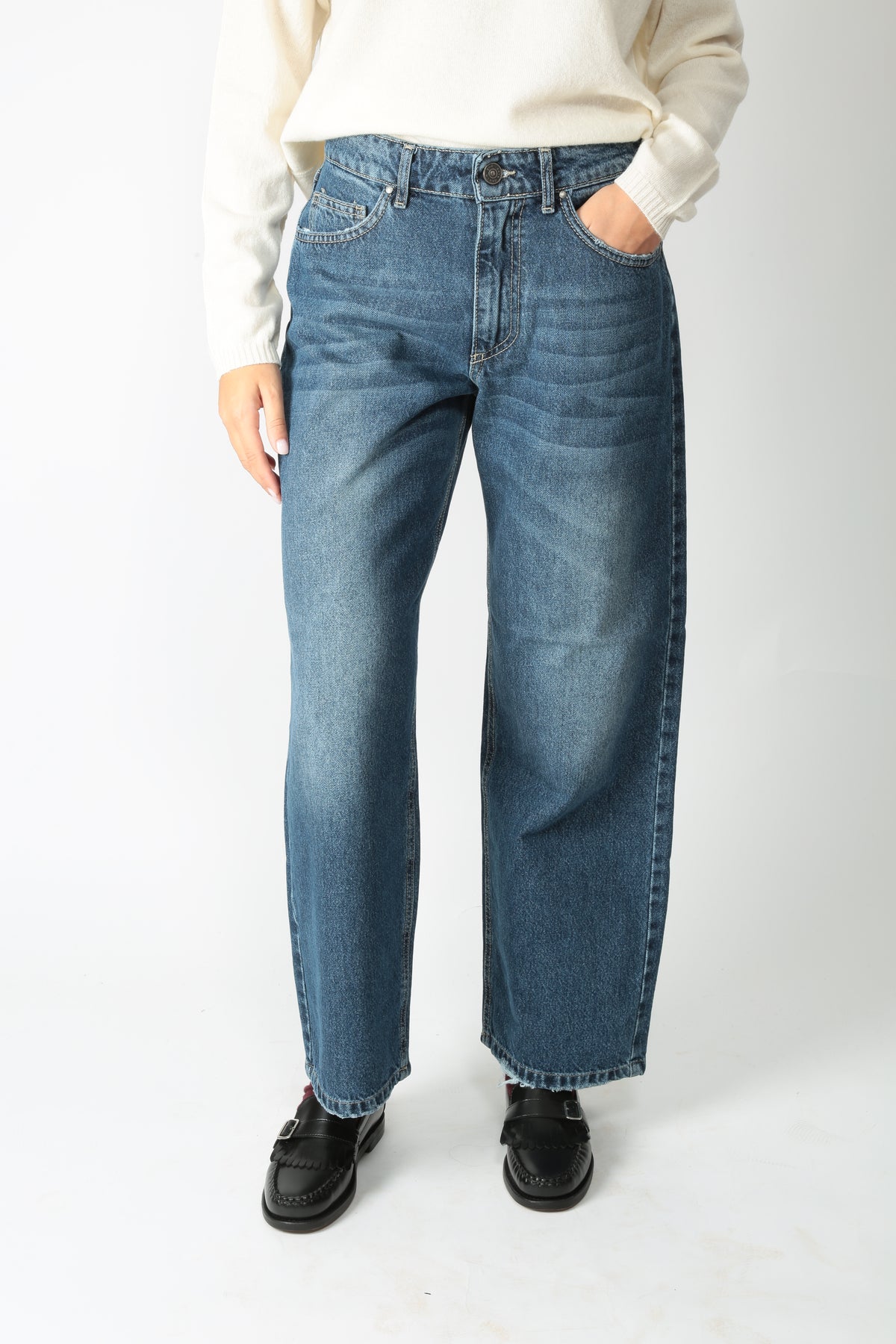 https://admin.shopify.com/store/gulieshop/products/16542601773405